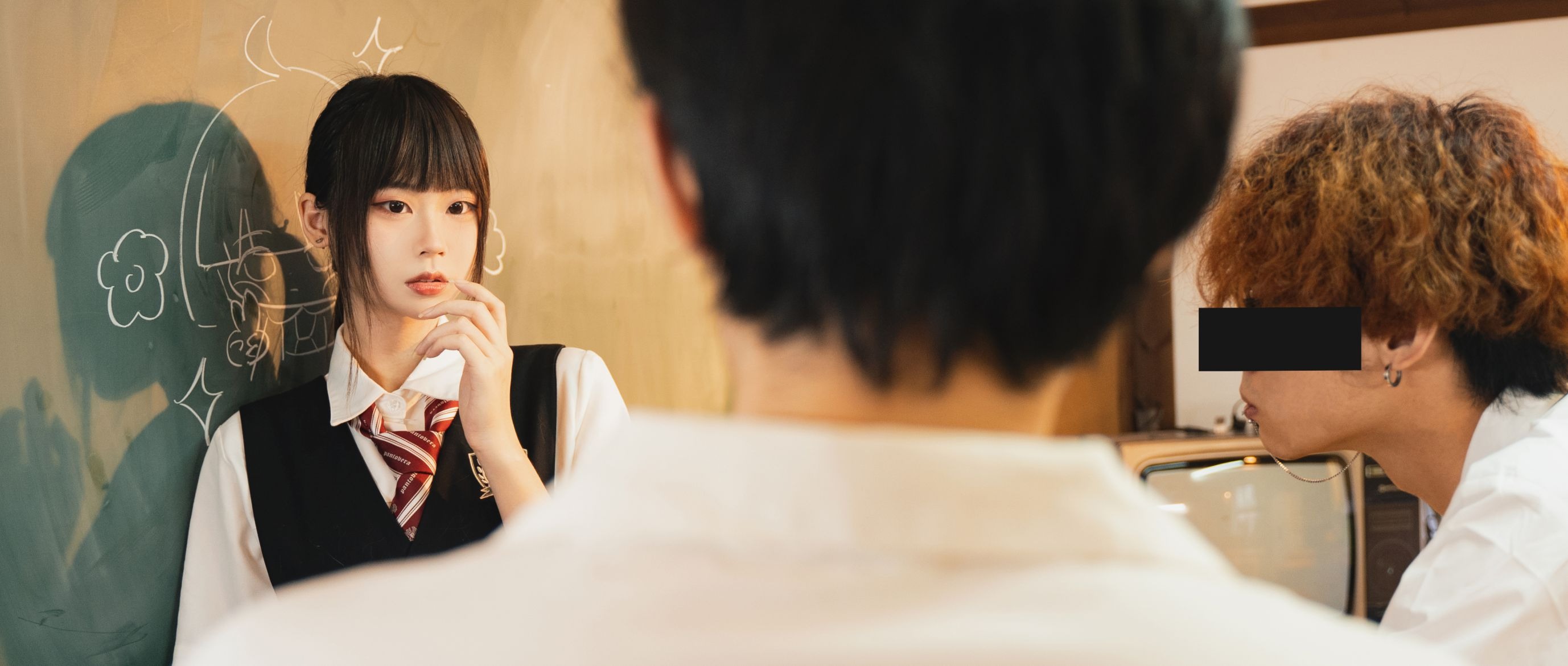 安曜曜 放課後の教室 68P