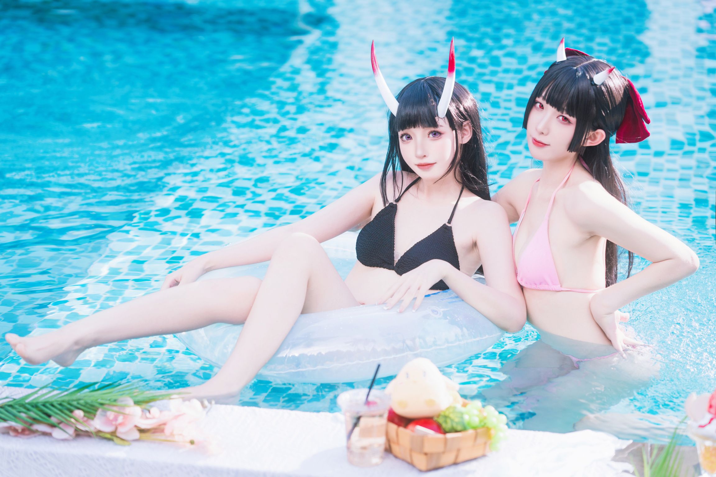 Feng Jiangjiang, Zumu Zi, Noshiro x Sake Nio Swimsuit