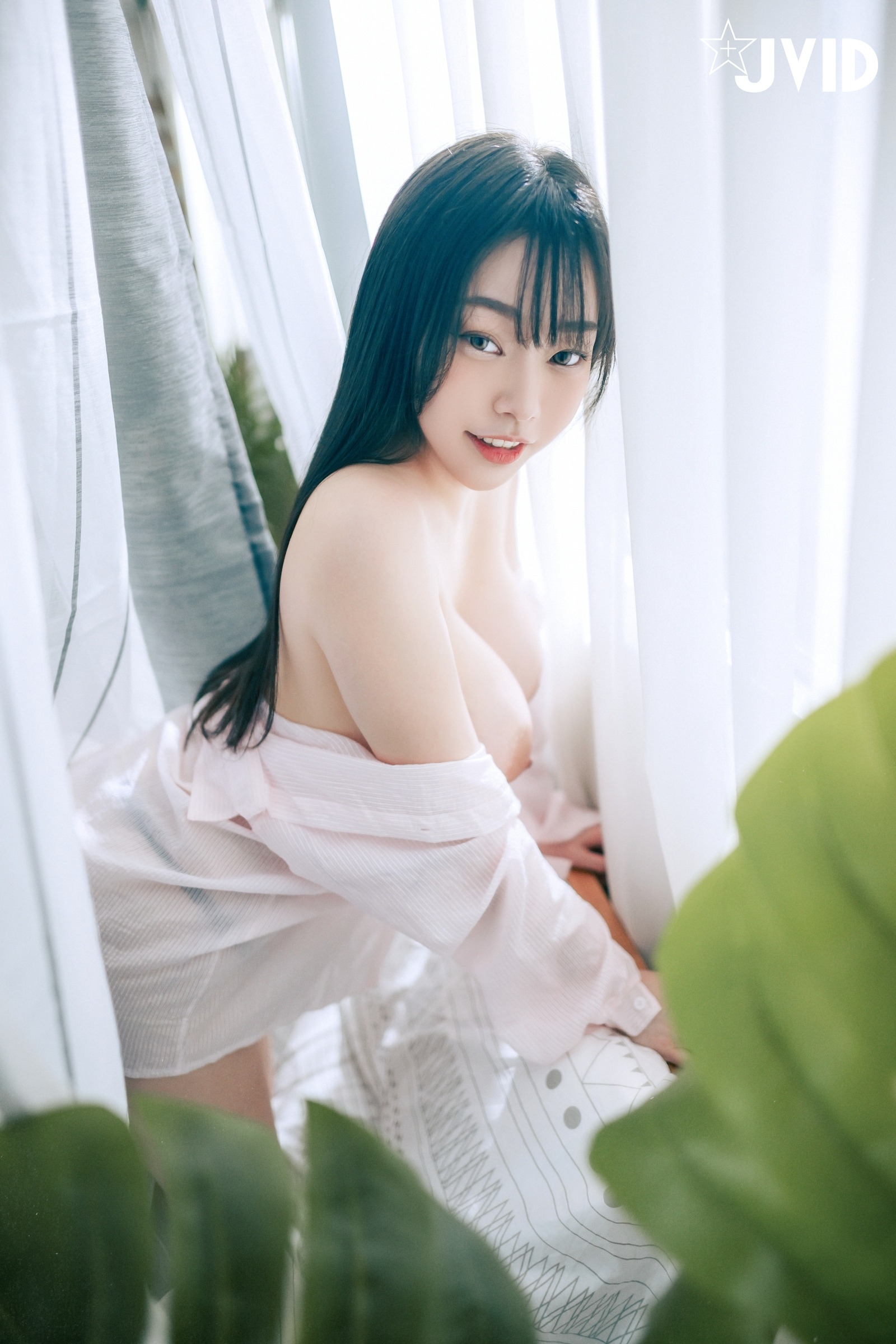 [JVID]苡昕Slivia-超巨乳女性秘書159 P