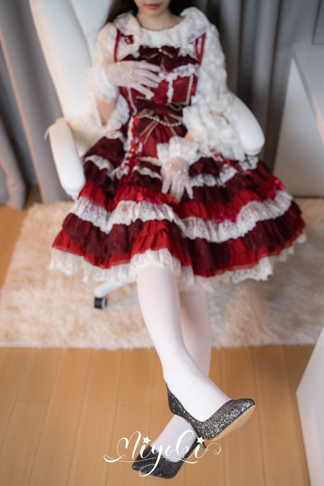 铃木美咲 洛丽塔少女 [51P1V-1GB]