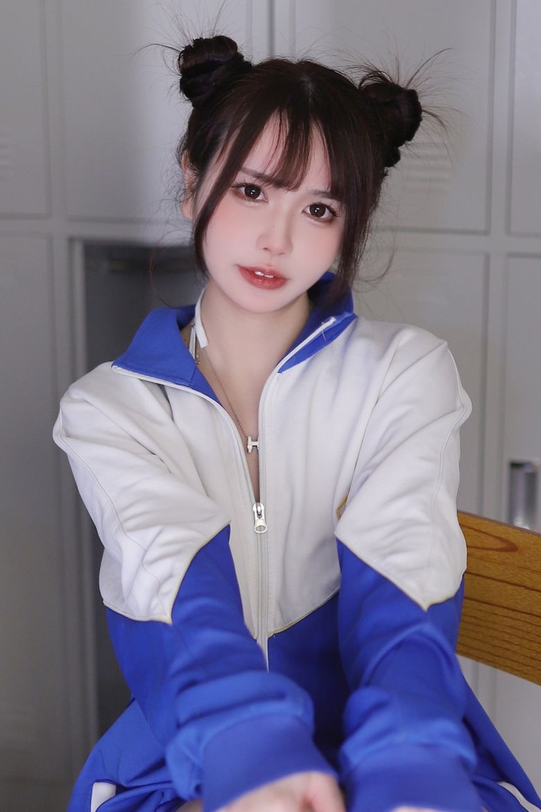 Tina is very seductive, pure campus junior, 26P