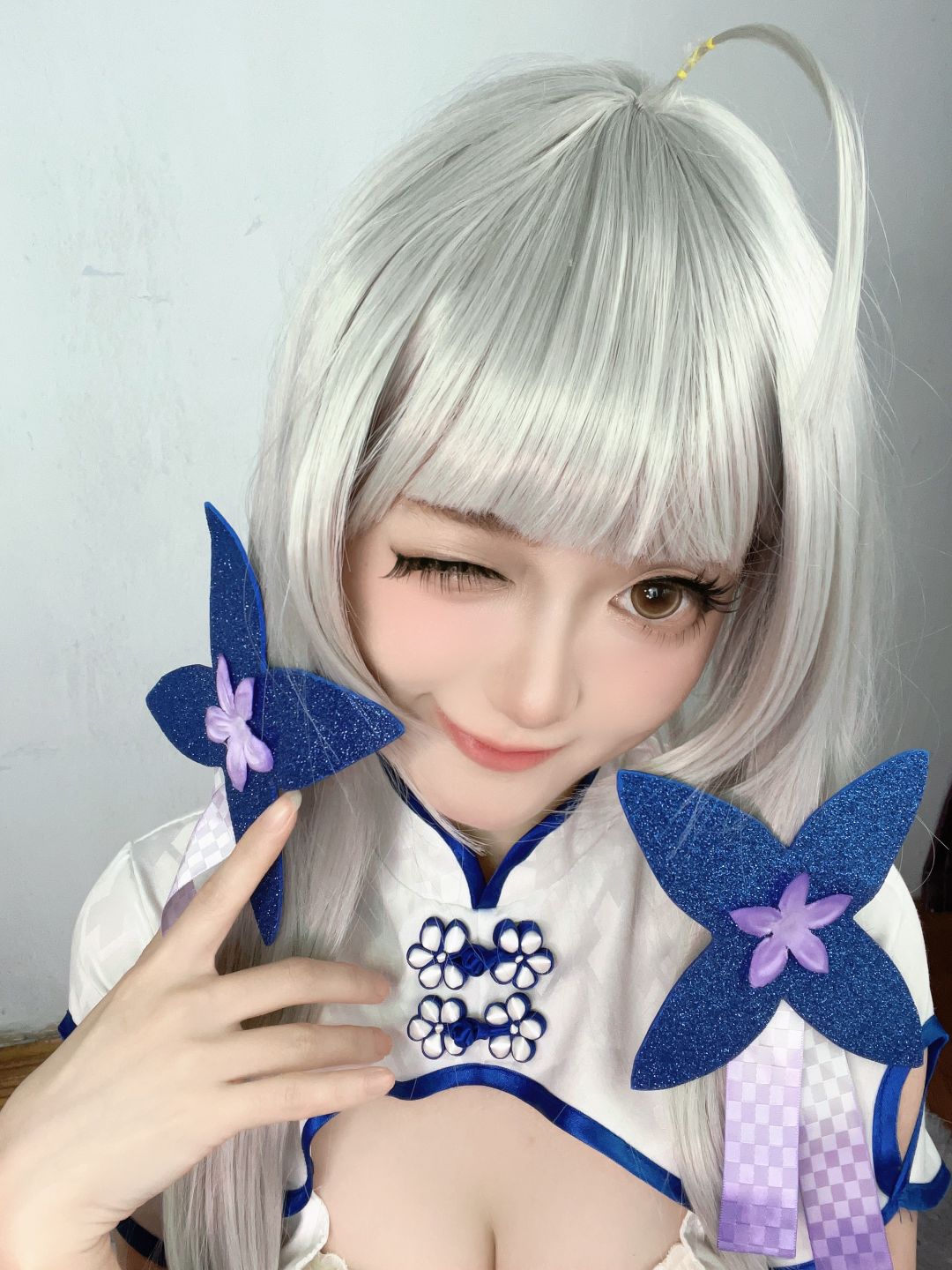 หมอบลง หลอก โม - glitter selfie
