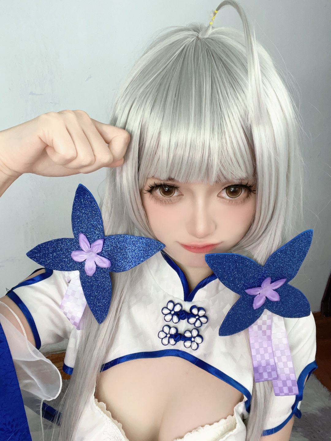 หมอบลง หลอก โม - glitter selfie
