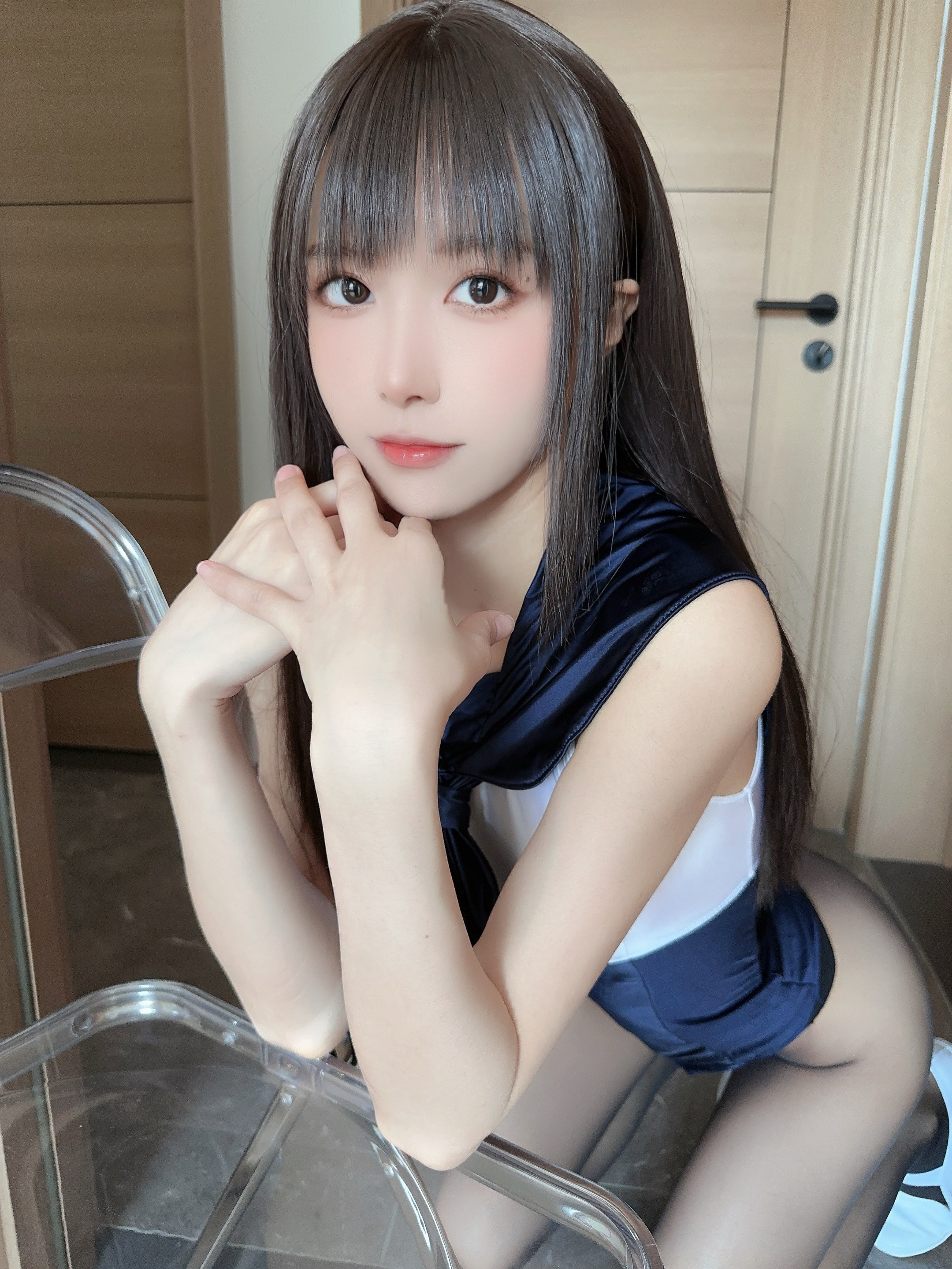 ブディン大法 ブルーのワンピース水着 95P