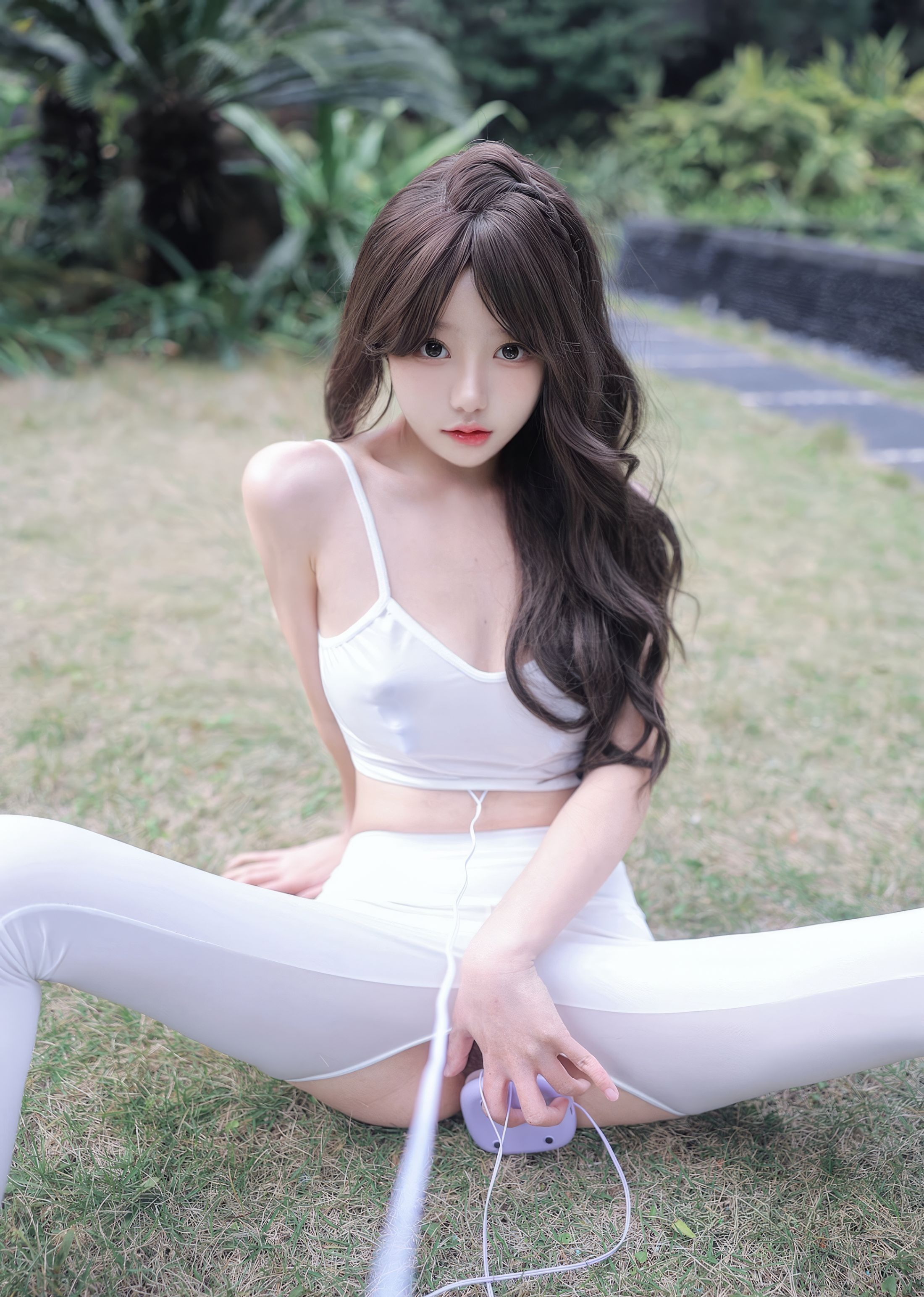 Đào Yêu Yêu - Ngoài trời trứng rung 80P