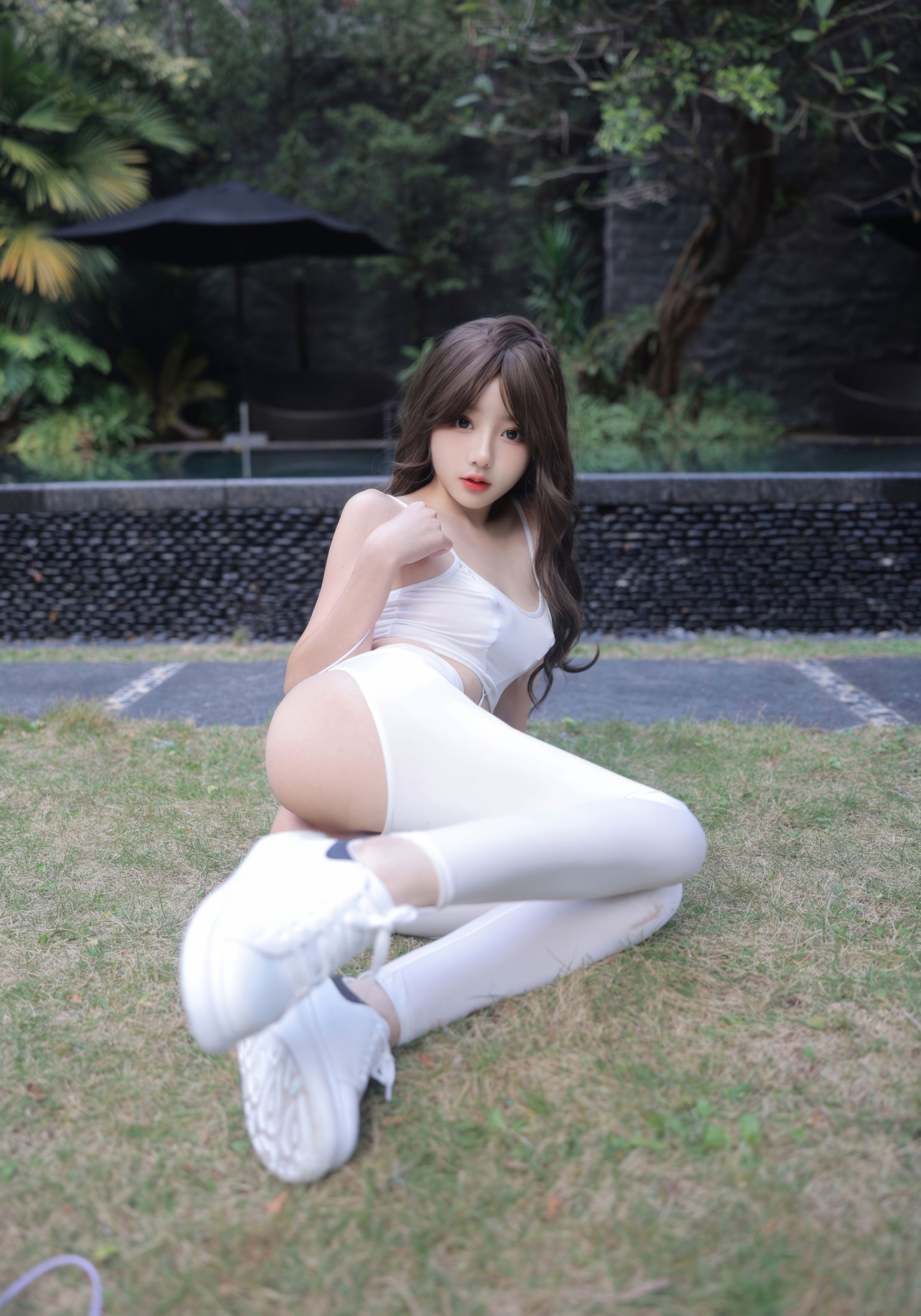 Đào Yêu Yêu - Ngoài trời trứng rung 80P