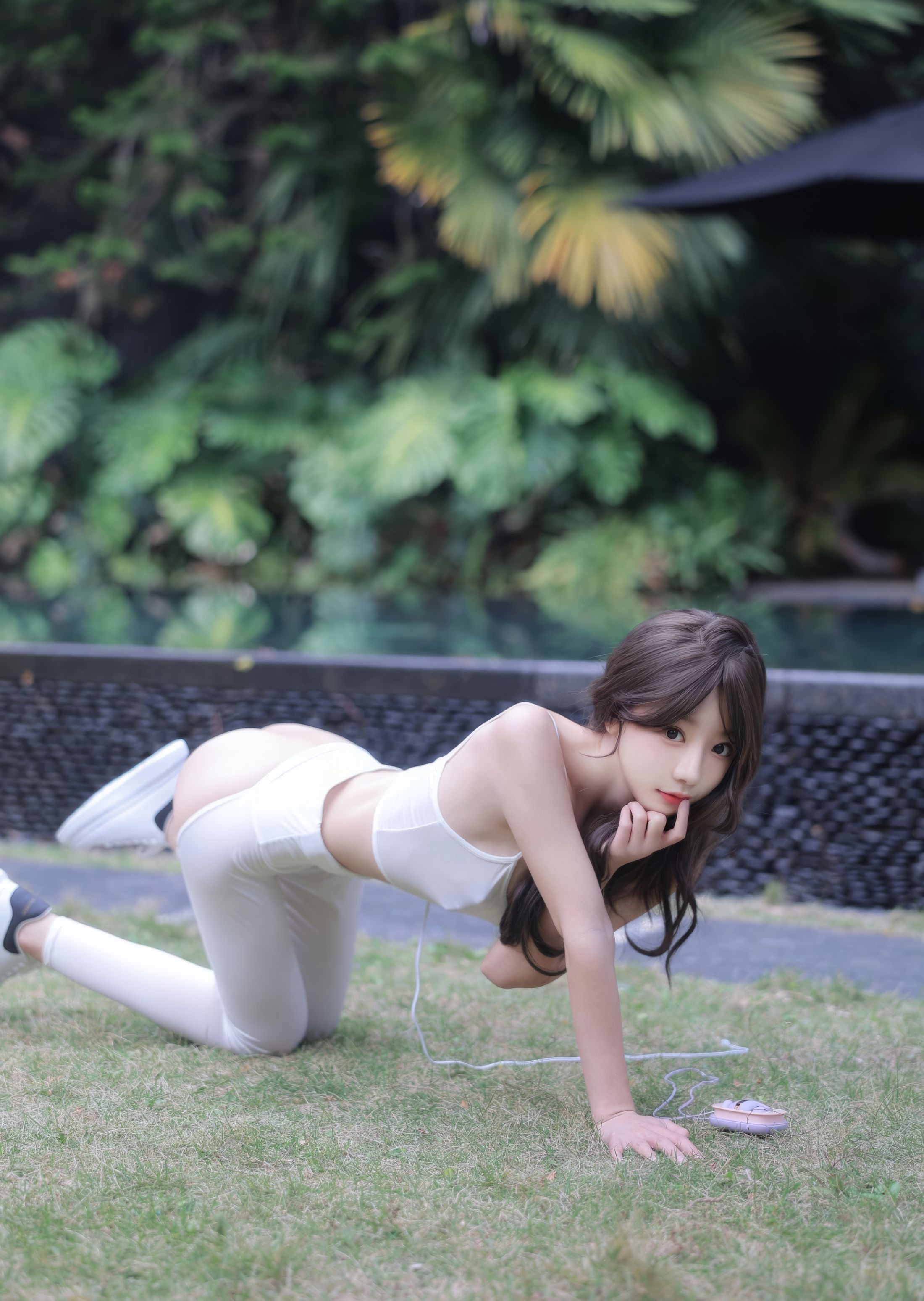 Đào Yêu Yêu - Ngoài trời trứng rung 80P