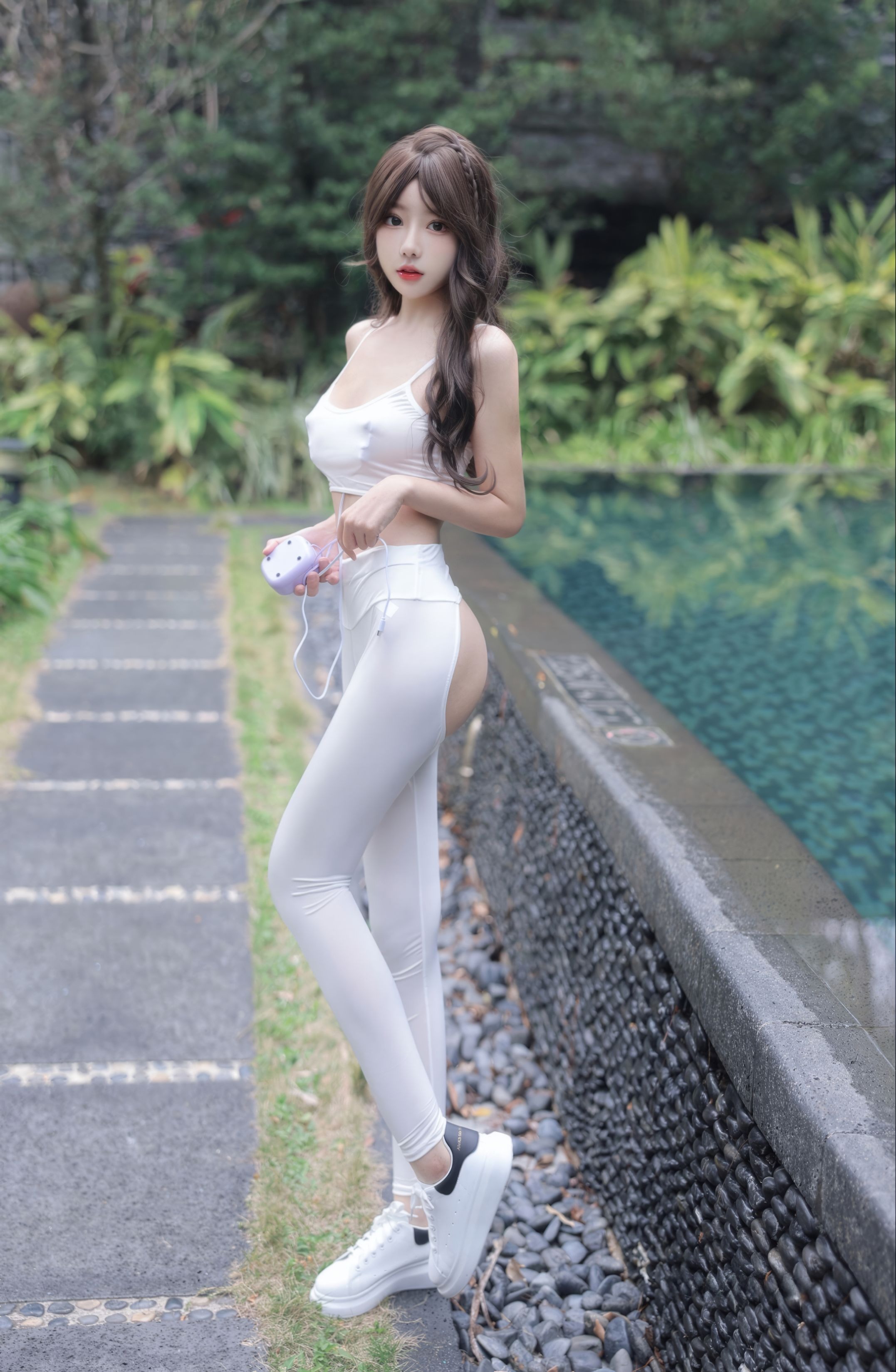 Đào Yêu Yêu - Ngoài trời trứng rung 80P