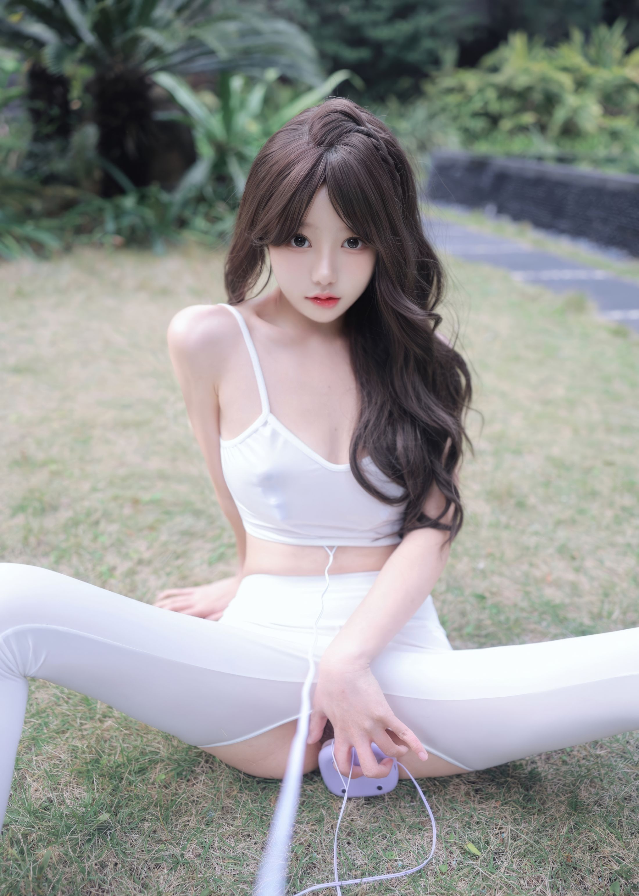 Đào Yêu Yêu - Ngoài trời trứng rung 80P