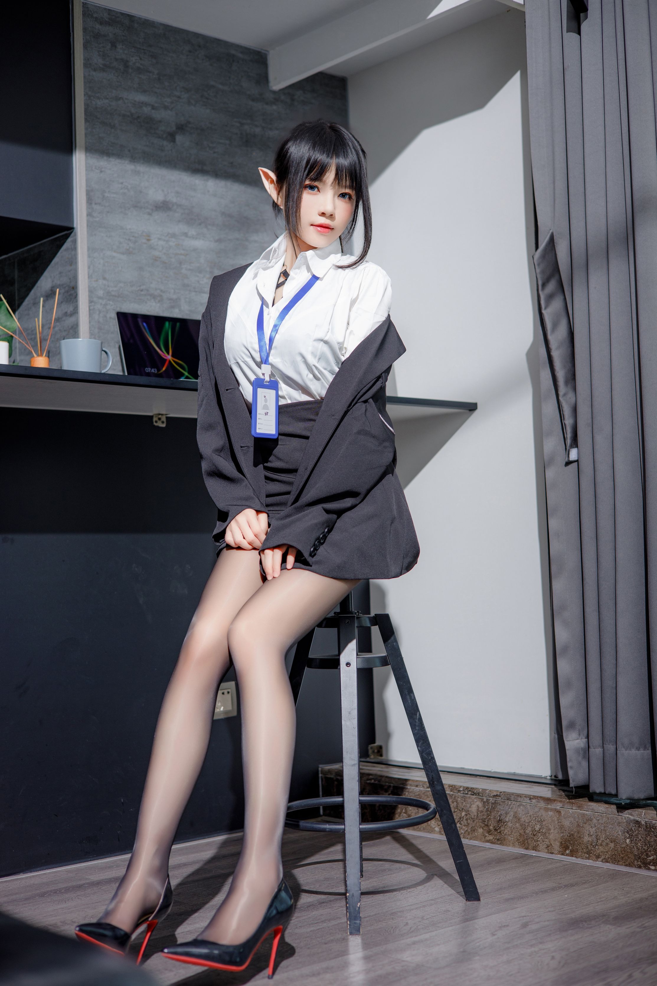 Sakura Đào Meo: Tinh linh trong thành phố - Tinh Linh OL