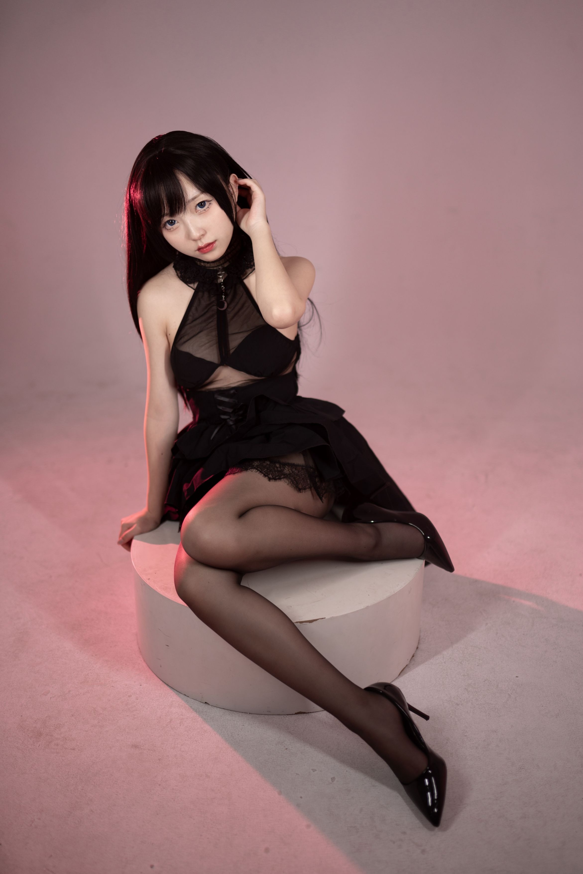 Hua Ling Black Silk Swallowtail Evening Dress 85P