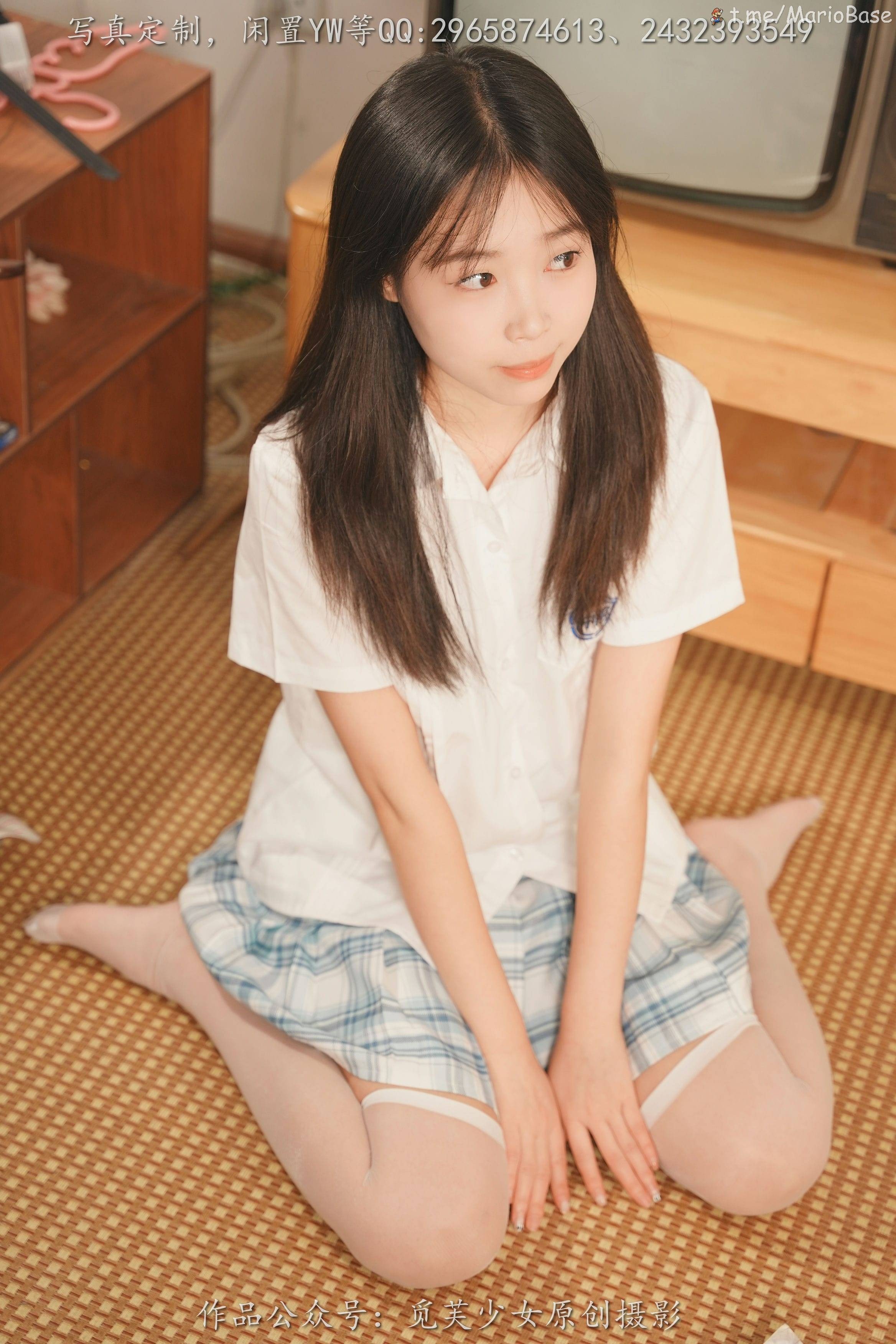 Mifu Girl] NO.114 Min Min - Youth is about taking photos of school uniforms to record it! [124P2V