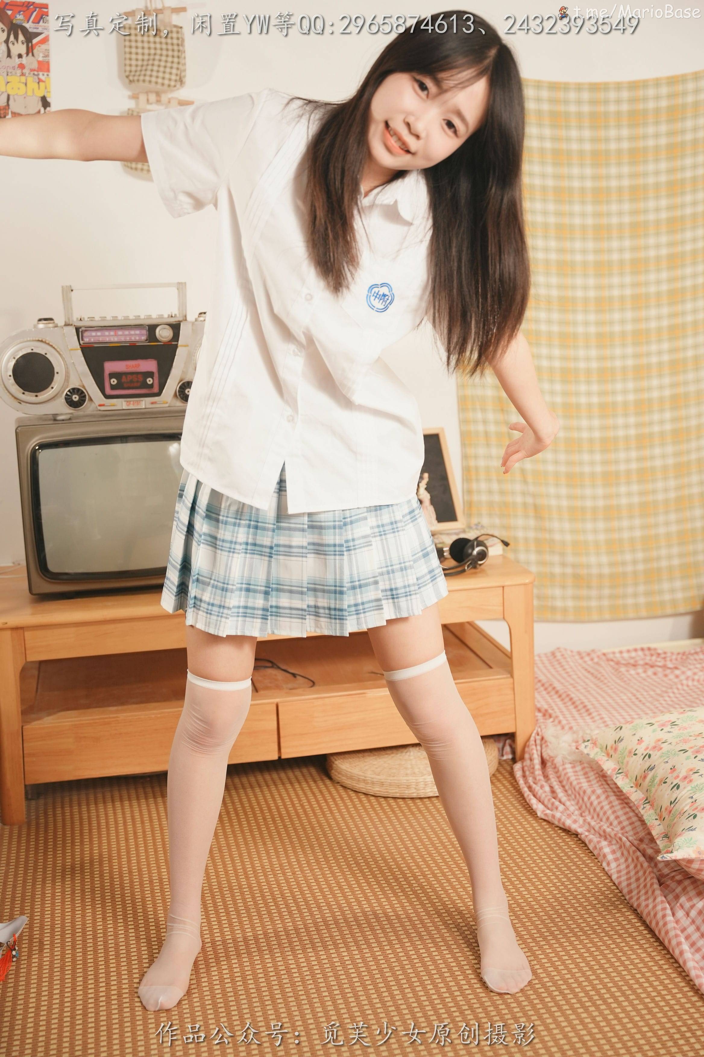 ミクフ少女]NO.114 ミンミン-青春は校服を撮影して記録するものだよ [124P2V