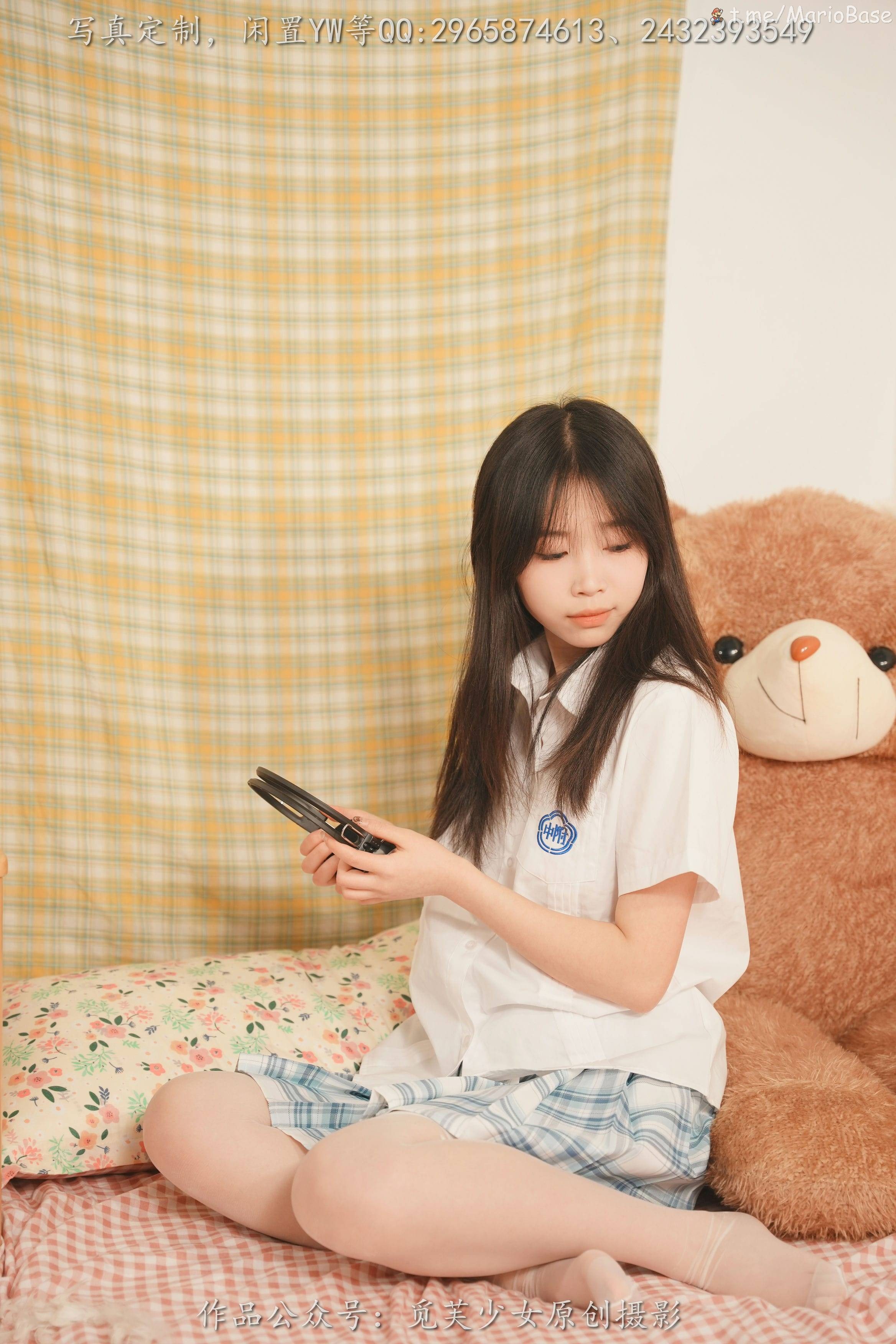 Mifu Girl] NO.114 Min Min - Youth is about taking photos of school uniforms to record it! [124P2V