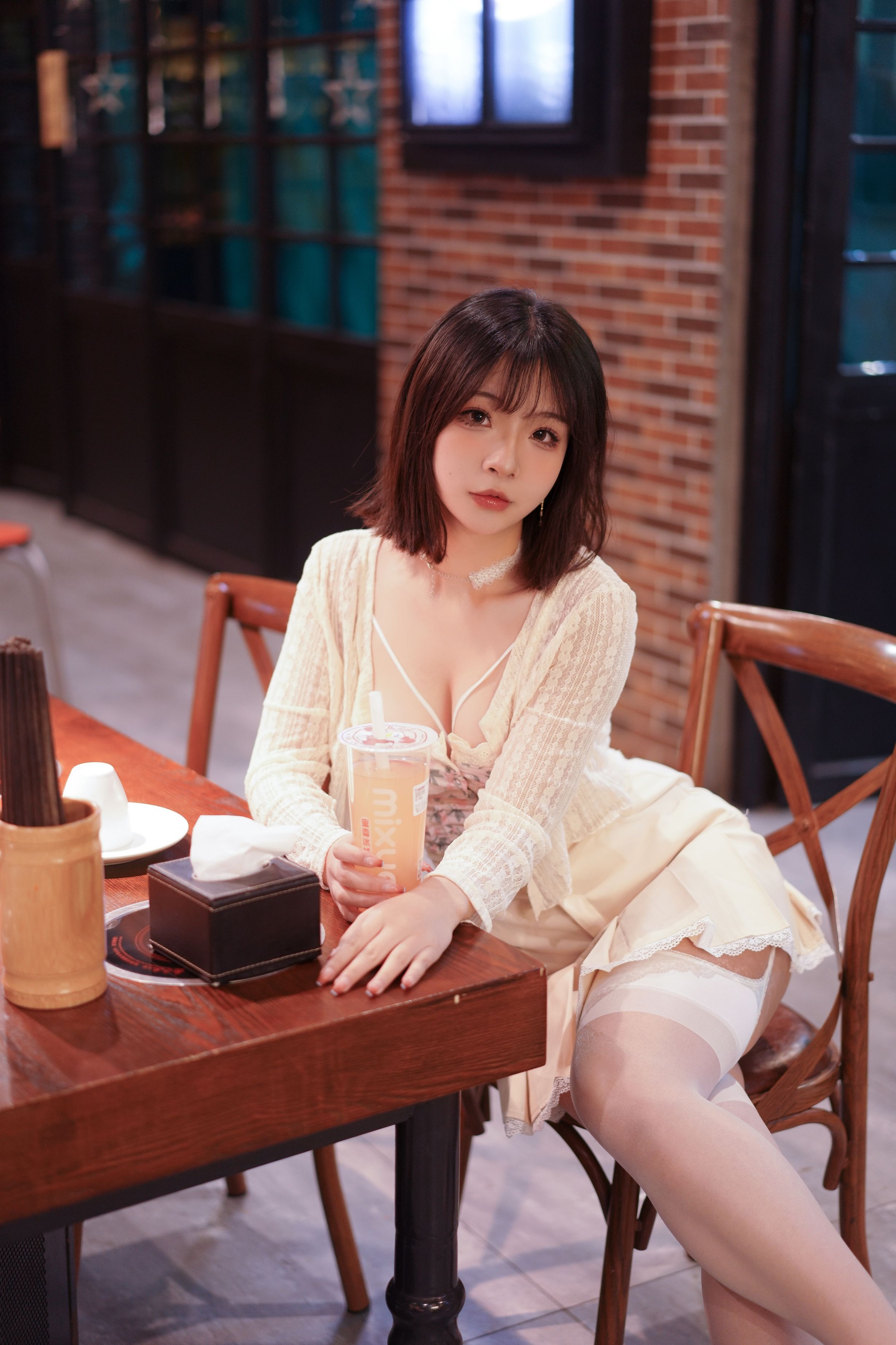 Yuuhui Ngọc Hội Ren Tình Nhân 56P