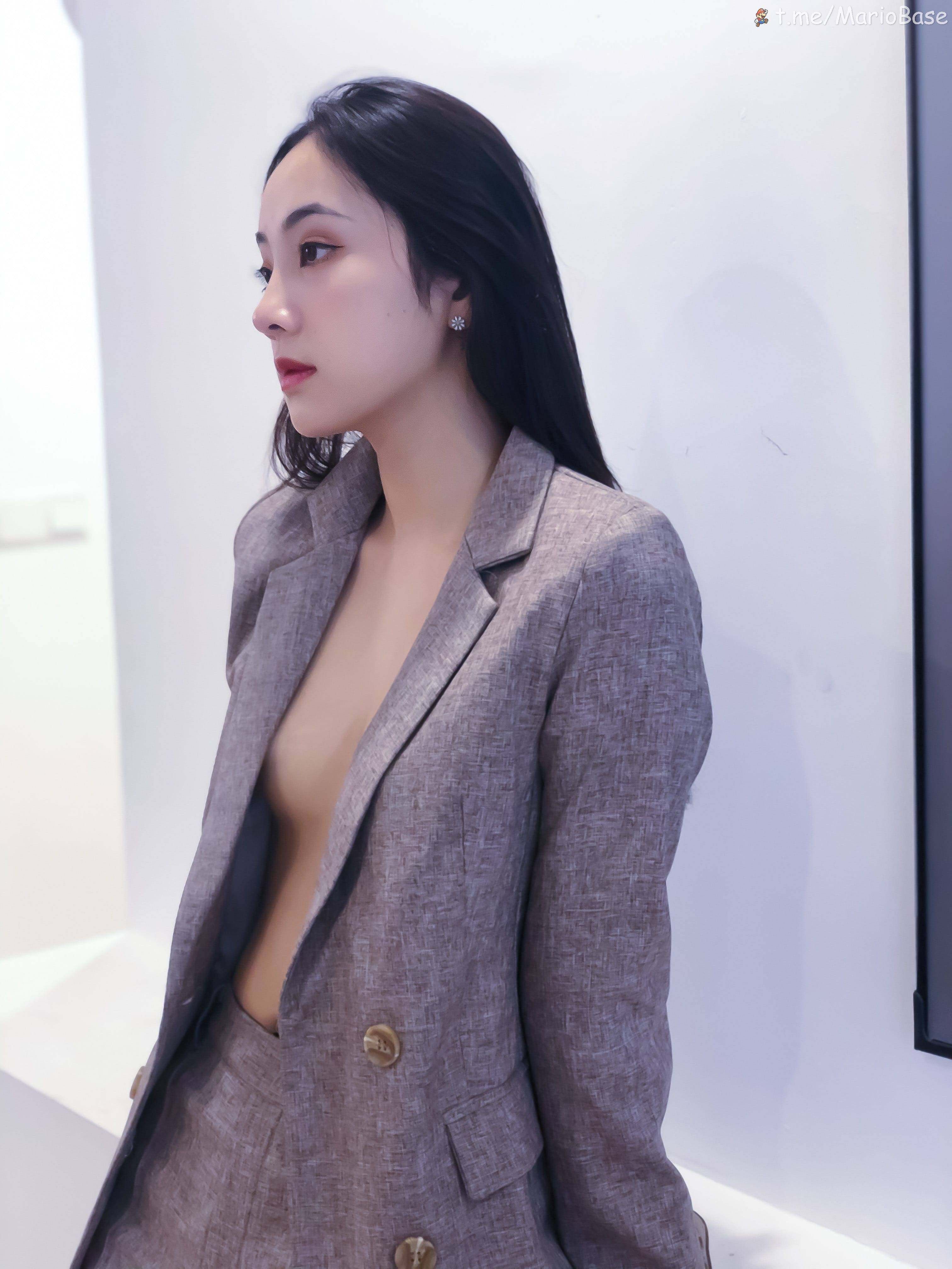 婕哥 - 小西裝 [49P1V