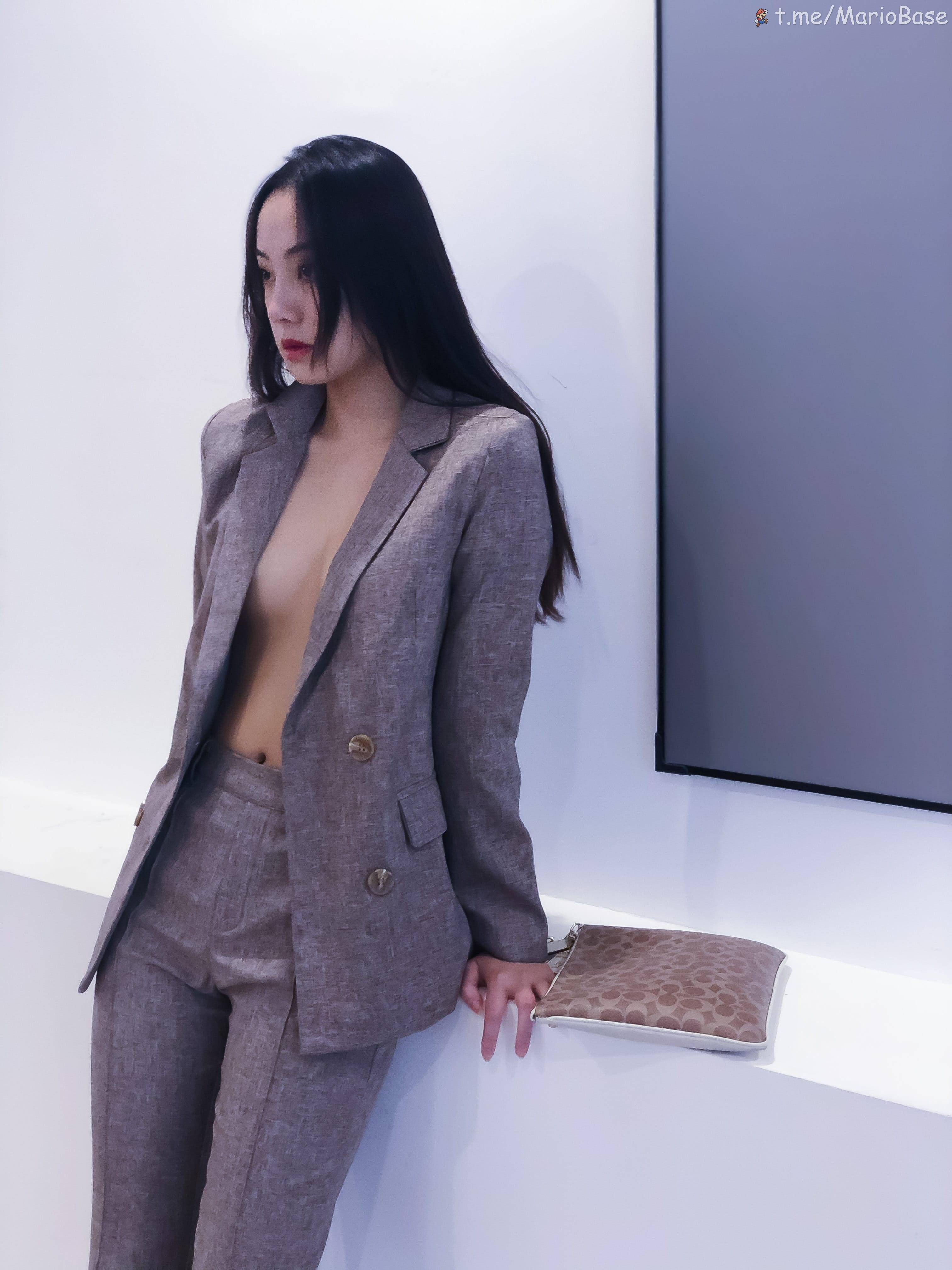 婕哥 - 小さなスーツ [49P1V