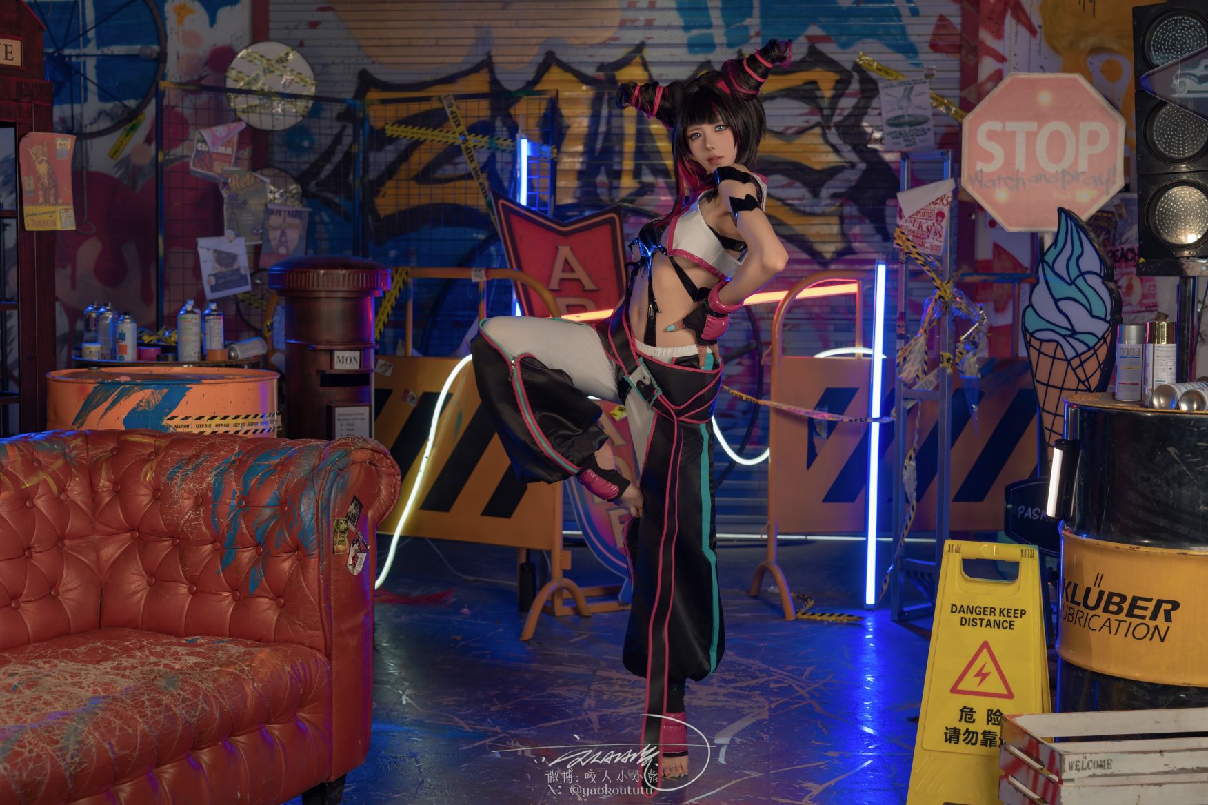咬人小小兔 黏黏團子兔 - 五月作品『街霸-韓蛛俐』 [81P1V-1.39GB