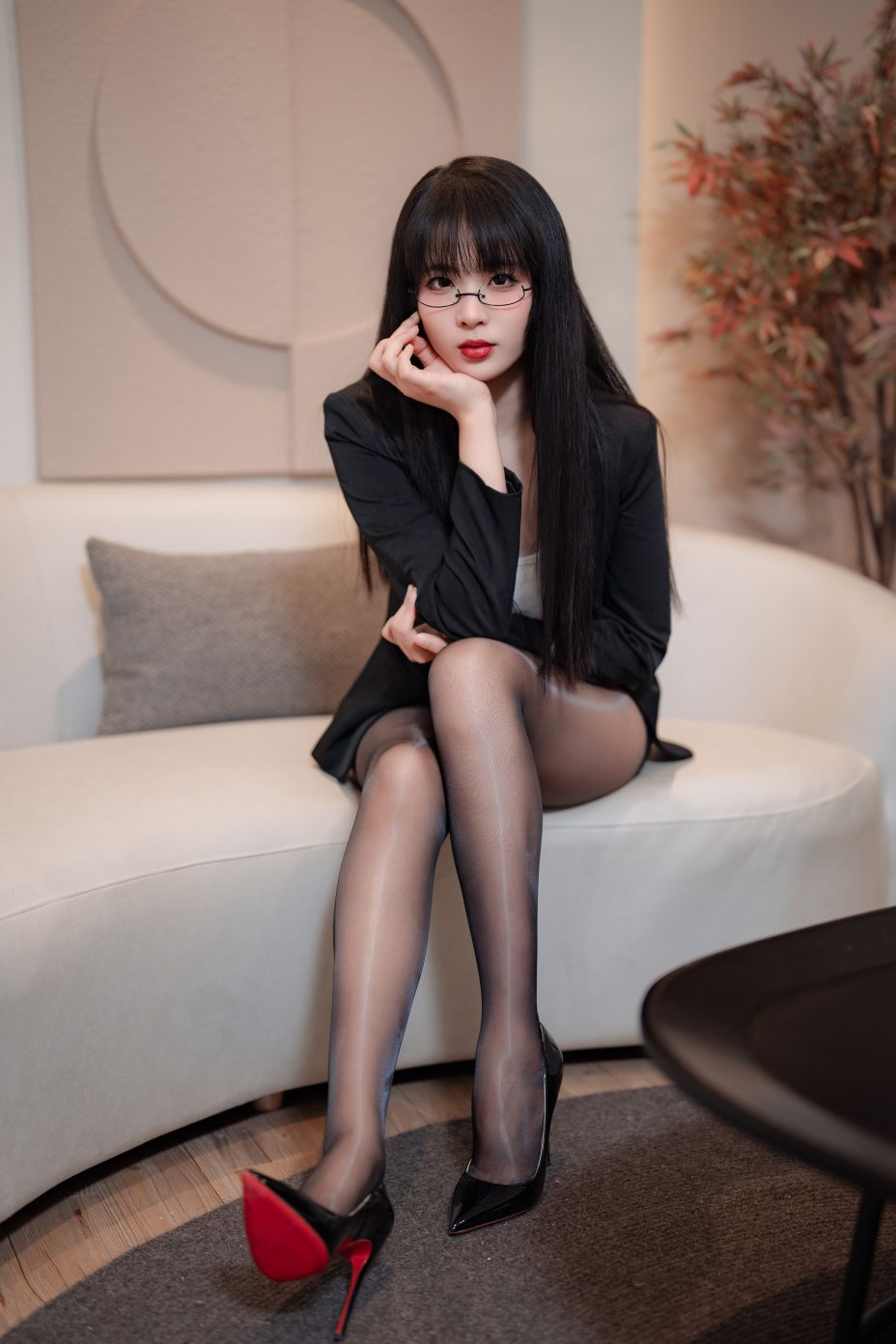 センショウ先輩 - 下班後OL [72p-253MB