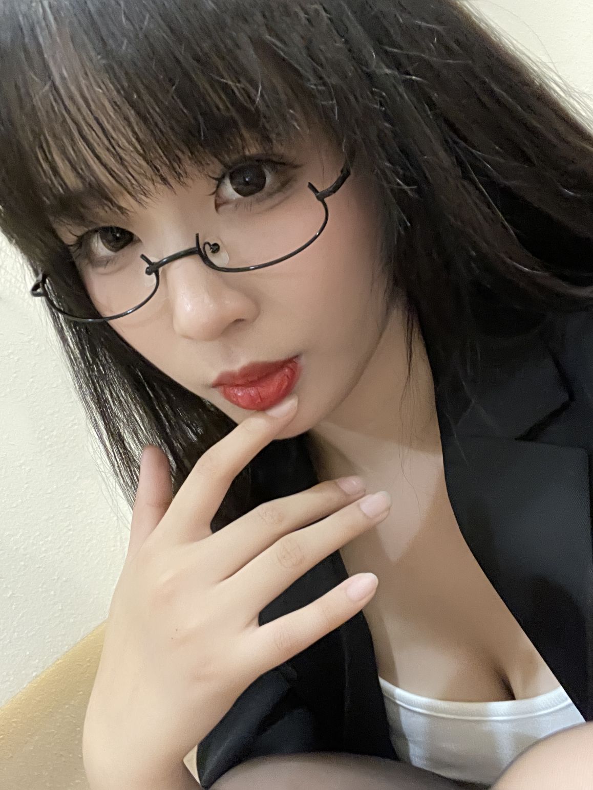 センショウ先輩 - 下班後OL [72p-253MB