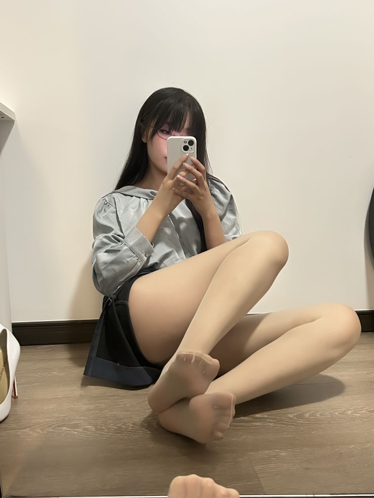 현소 선배 - 파란 치마 OL[170p4v-1.47G
