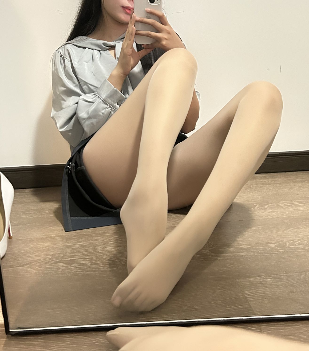 현소 선배 - 파란 치마 OL[170p4v-1.47G