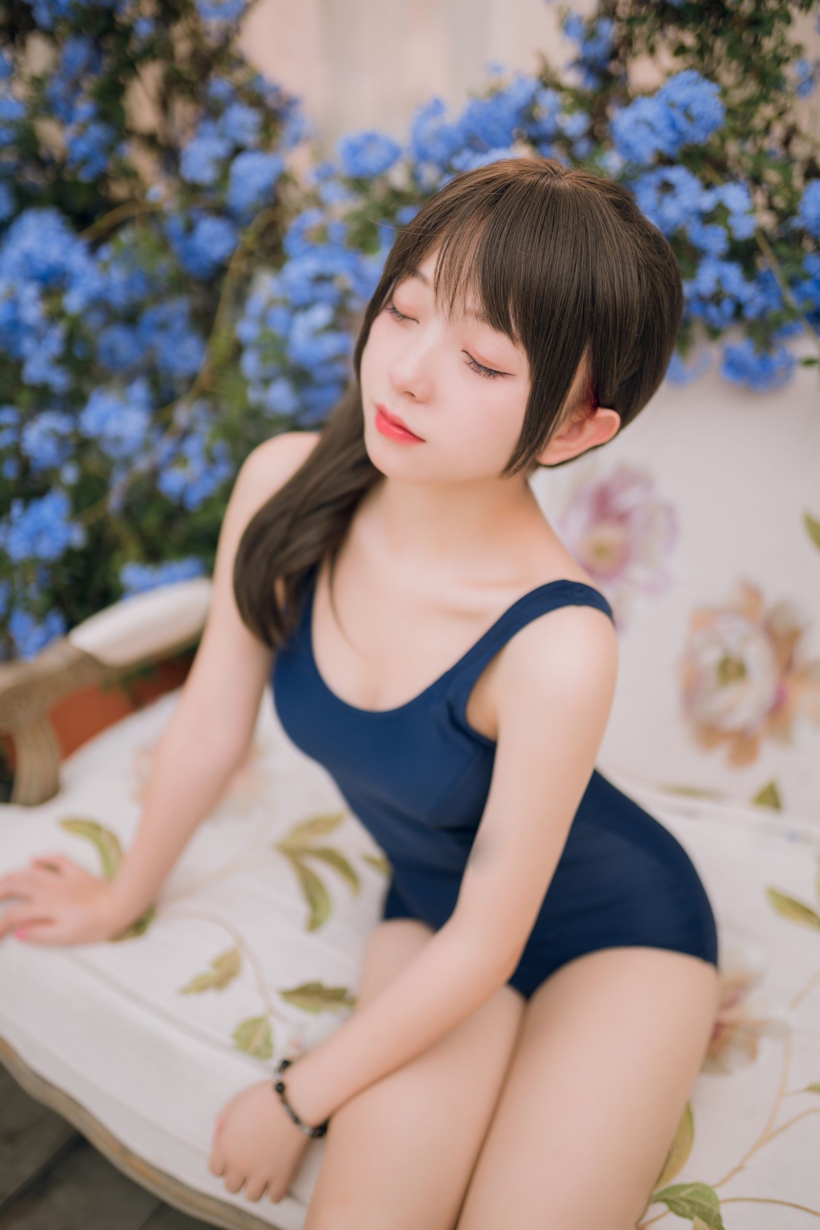 Hua Ling: Discipline Committee Member School Swimsuit x Swimming Class Discipline Committee Member 93P