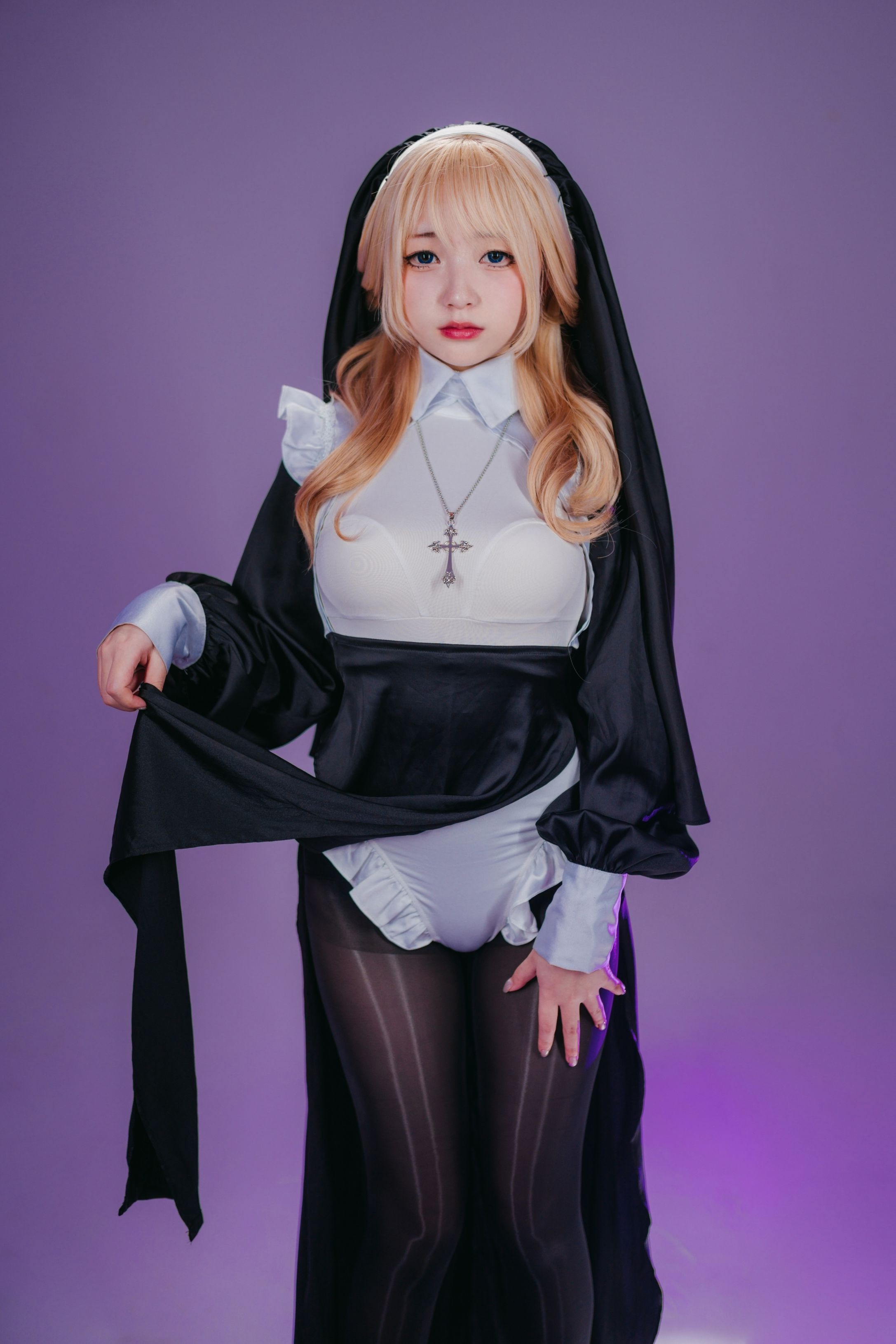 화링 성당 수녀 151P