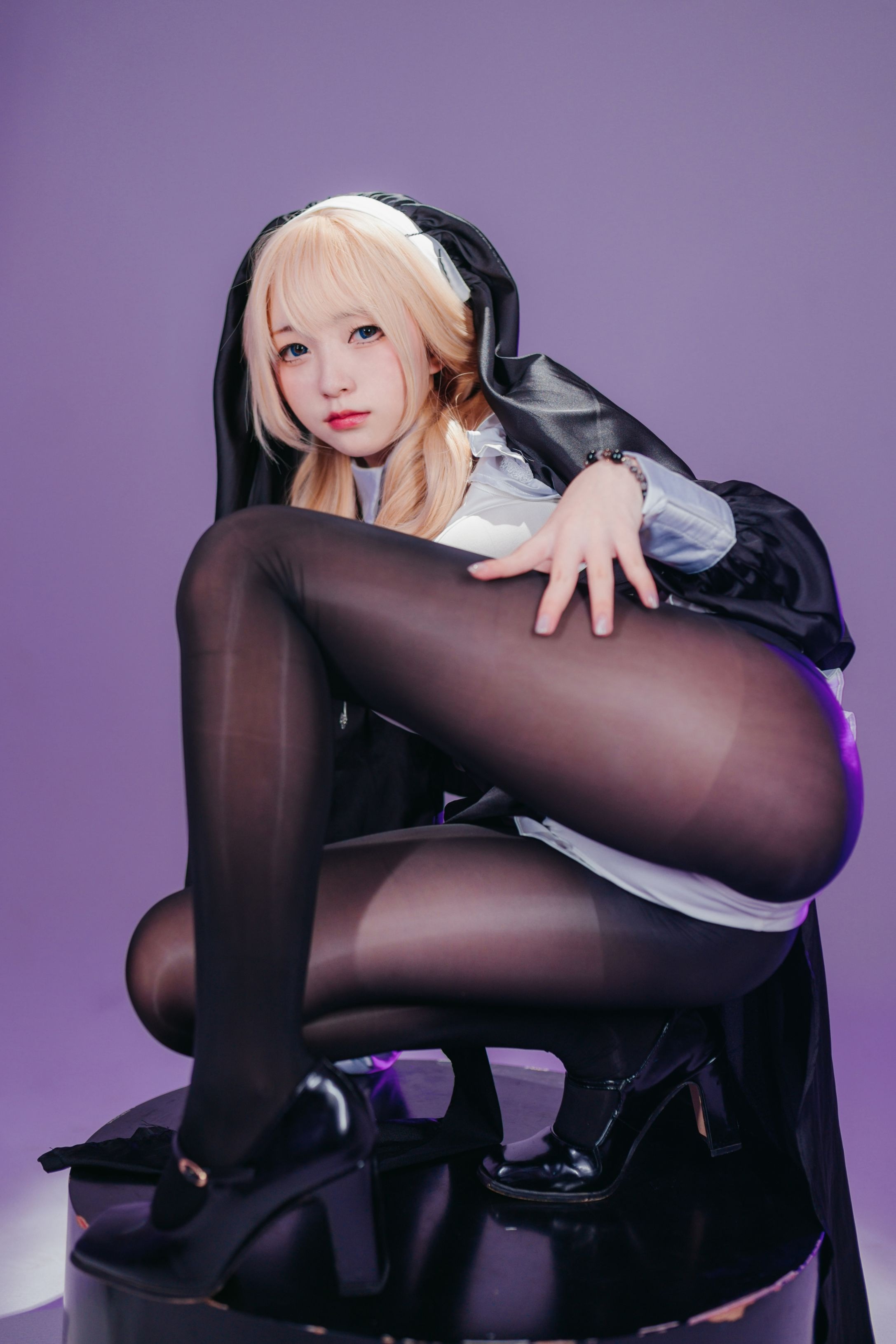 カリン 聖堂修女 151P