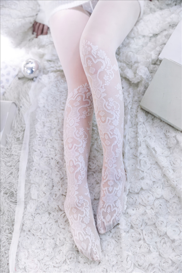 เซวเคอิงแอสตรา - คริสต์มาส หิมะขาว [123P2V-594MB] 20240621r