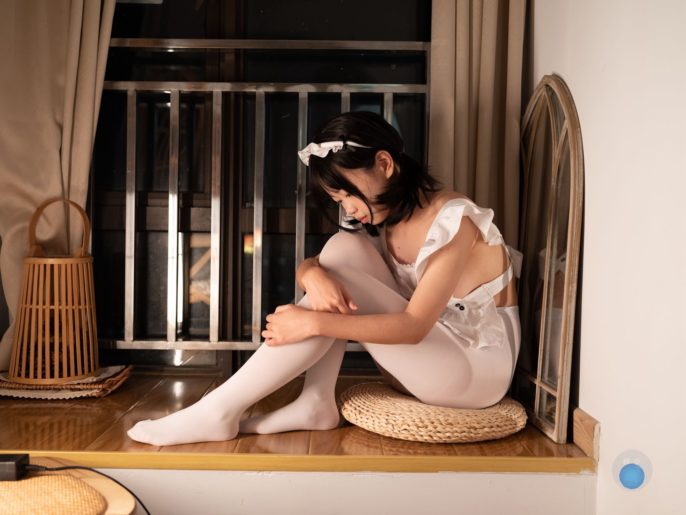 [少女秩序]童顔巨乳顔出しメイド102 P