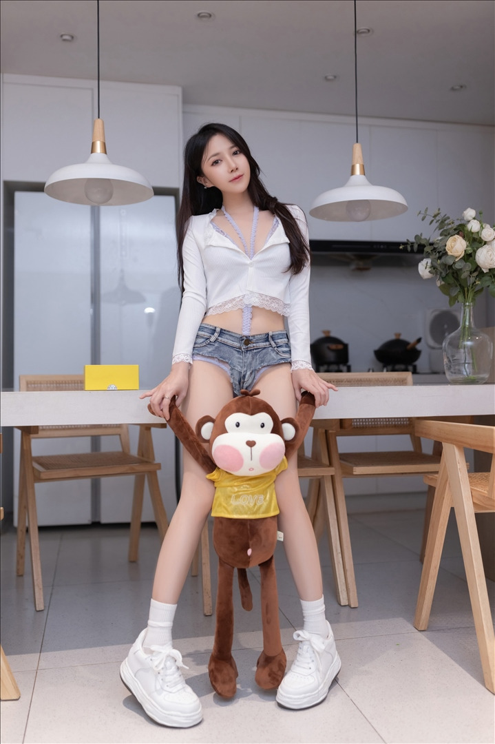 Yu Zi Jiang Fish - Hương Giảo Tiểu Hầu [84P-980MB] 20240624o