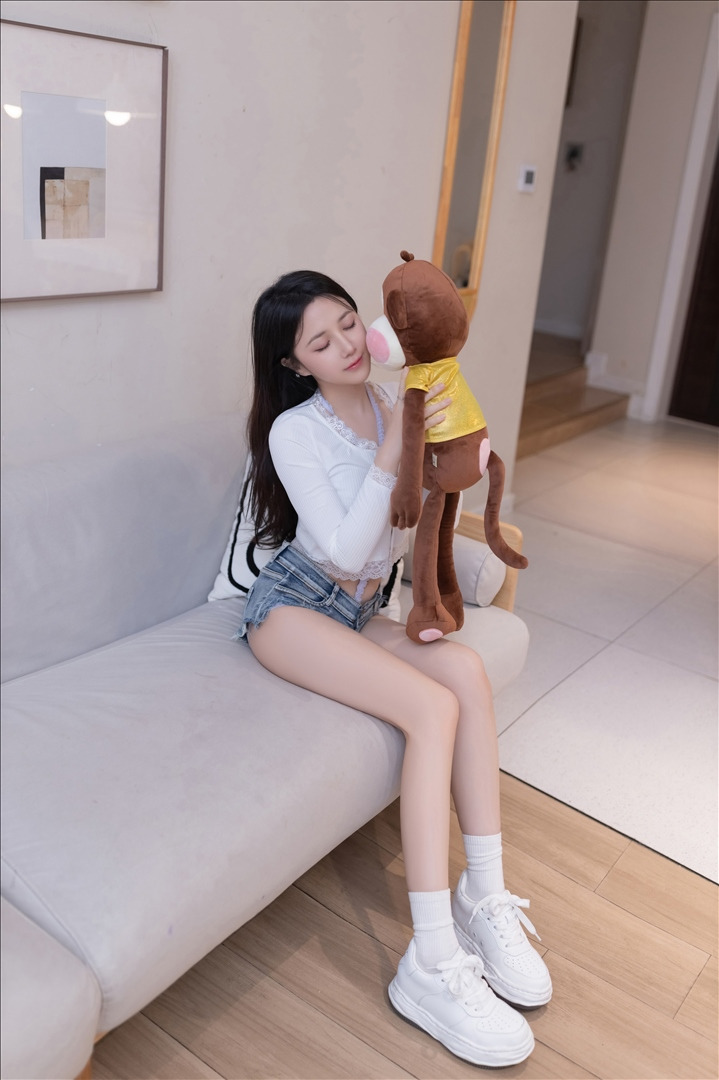 Yu Zi Jiang Fish - Hương Giảo Tiểu Hầu [84P-980MB] 20240624o