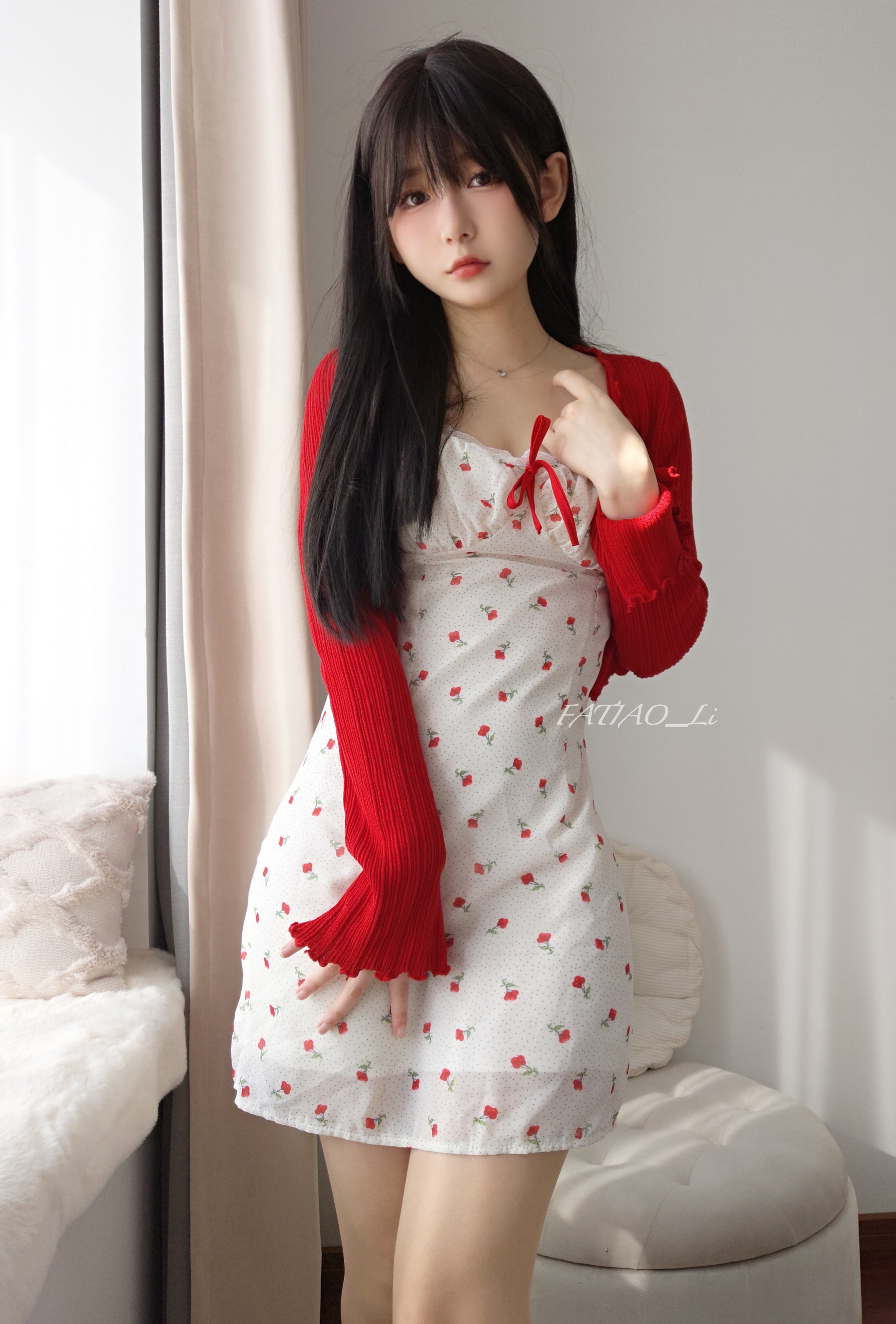 Mysterious Dai Li Selfie Photos Spring Day Girl [77P3V-444MB