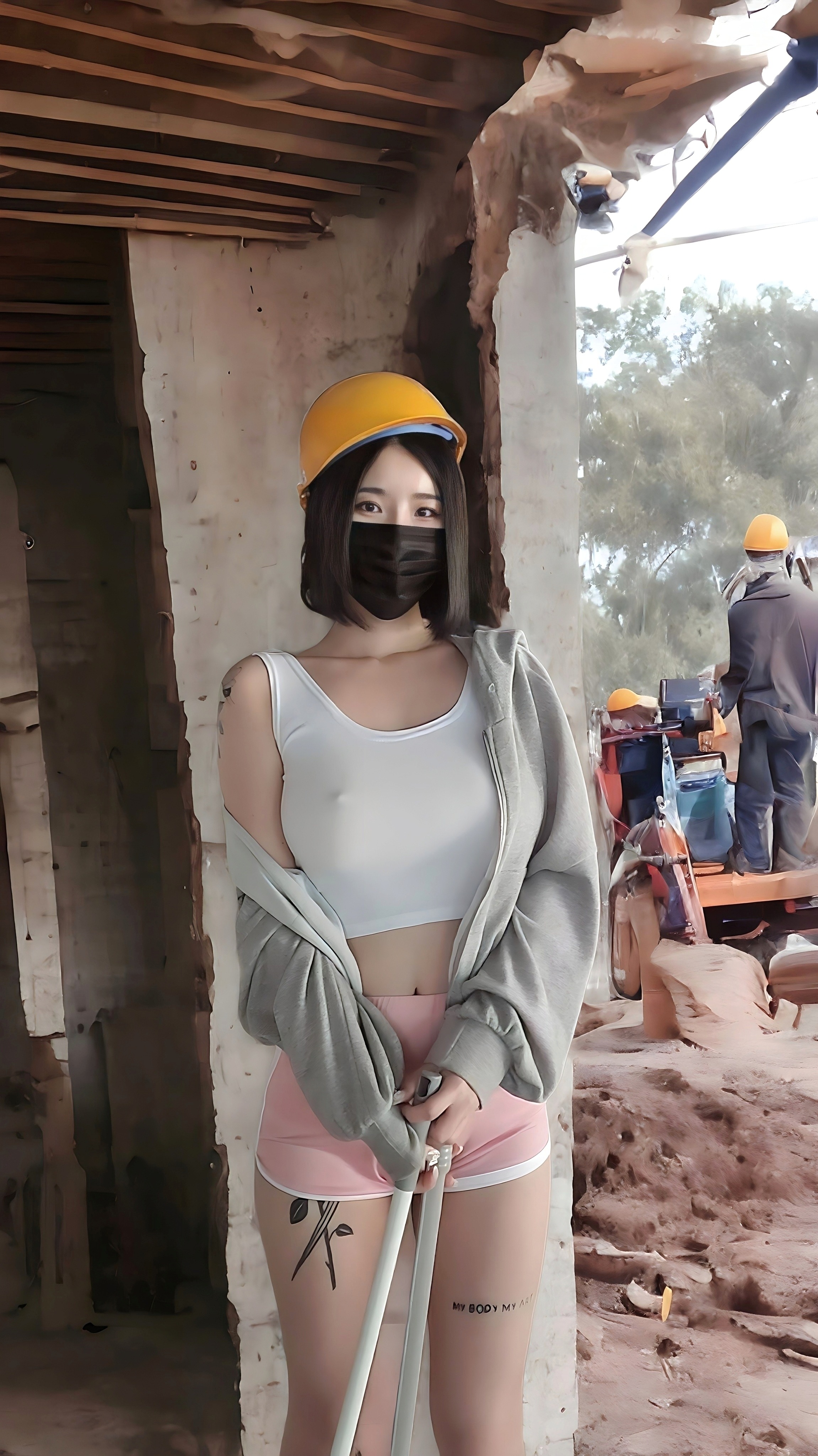 JYeong – Construction site 84P