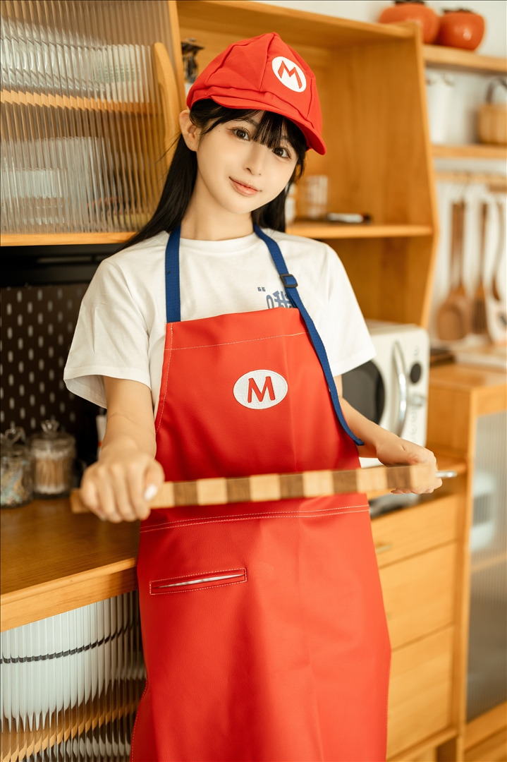 Sakurai Ningning - Tạp dề Mario [50P-462MB] 20240630n