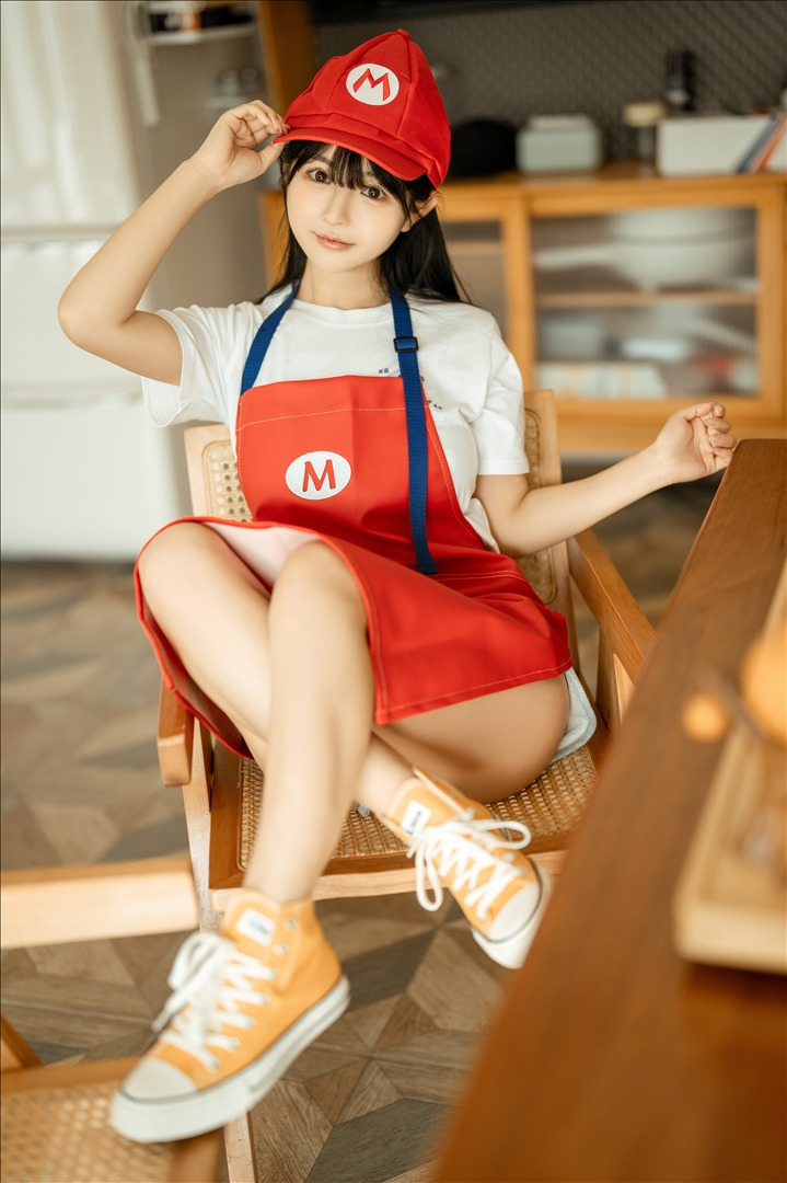 Sakurai Ningning - Tạp dề Mario [50P-462MB] 20240630n