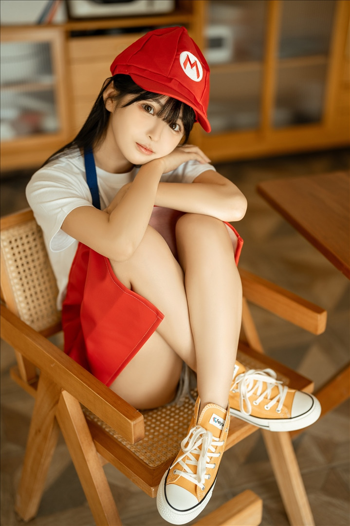 Sakurai Ningning - Tạp dề Mario [50P-462MB] 20240630n