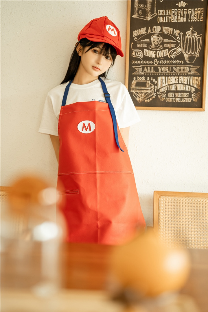 Sakurai Ningning - Tạp dề Mario [50P-462MB] 20240630n