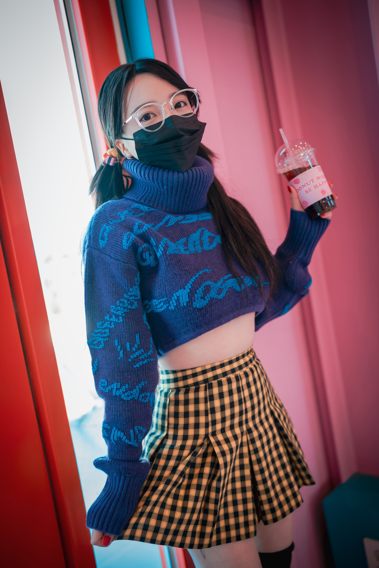 Son Yeeun, [DJAWA] Early Spring Walk in March Vol.2 (+S.Ver) Set.02