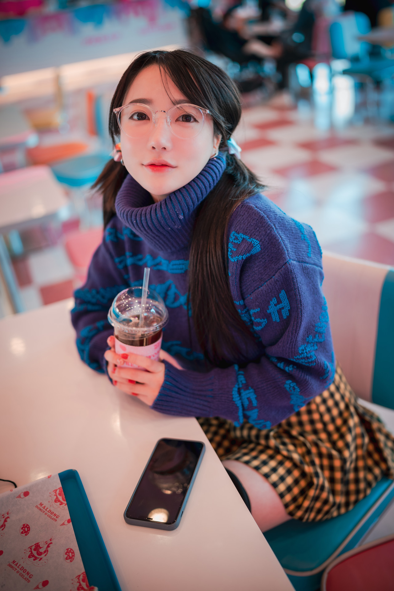 Son Yeeun, [DJAWA] Early Spring Walk in March Vol.2 (+S.Ver) Set.02