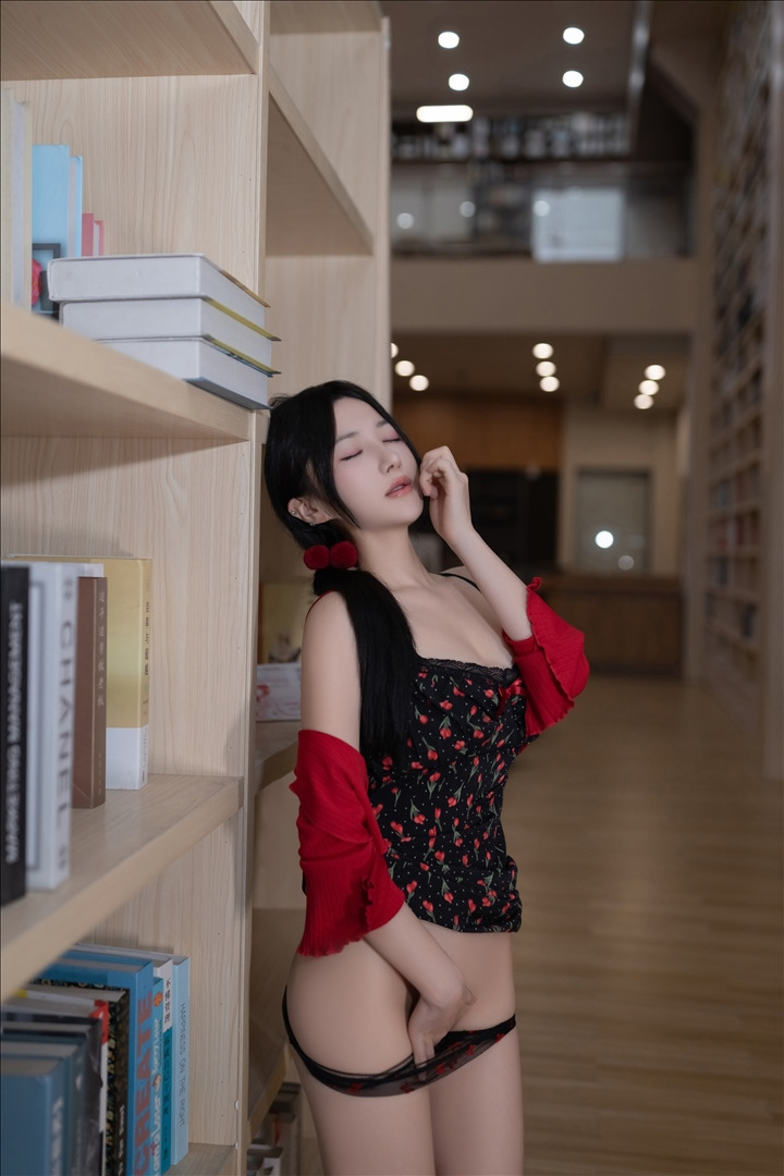 魚子醬Fish – 圖書館 [82P-666M] 20240704s