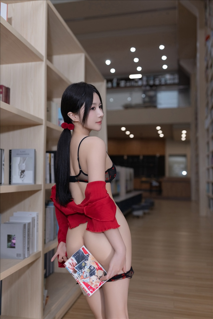 ユージジャンFish – 図書館 [82P-666M] 20240704s