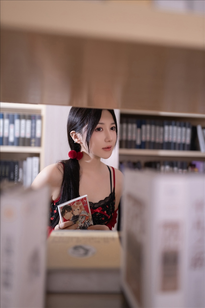 ユージジャンFish – 図書館 [82P-666M] 20240704s