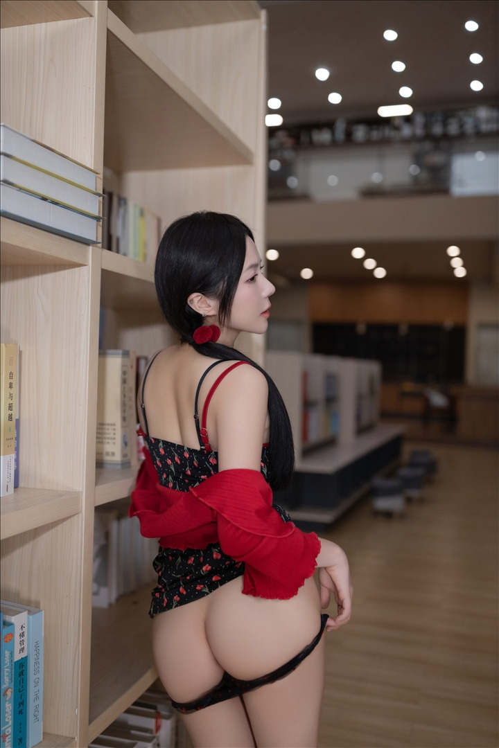 魚子醬Fish – 圖書館 [82P-666M] 20240704s