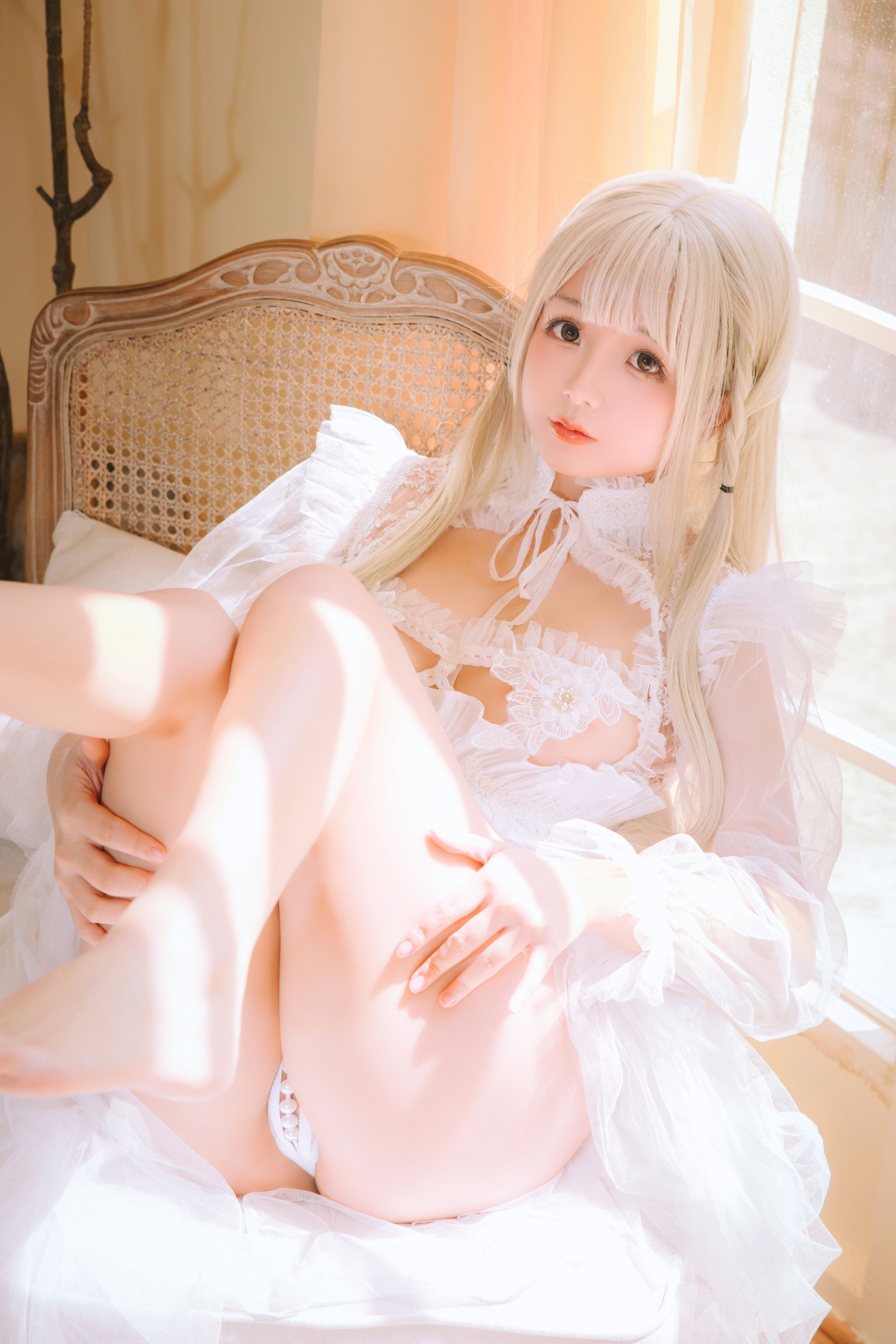 ニナキョウ 白いガーゼ衣 136P4V