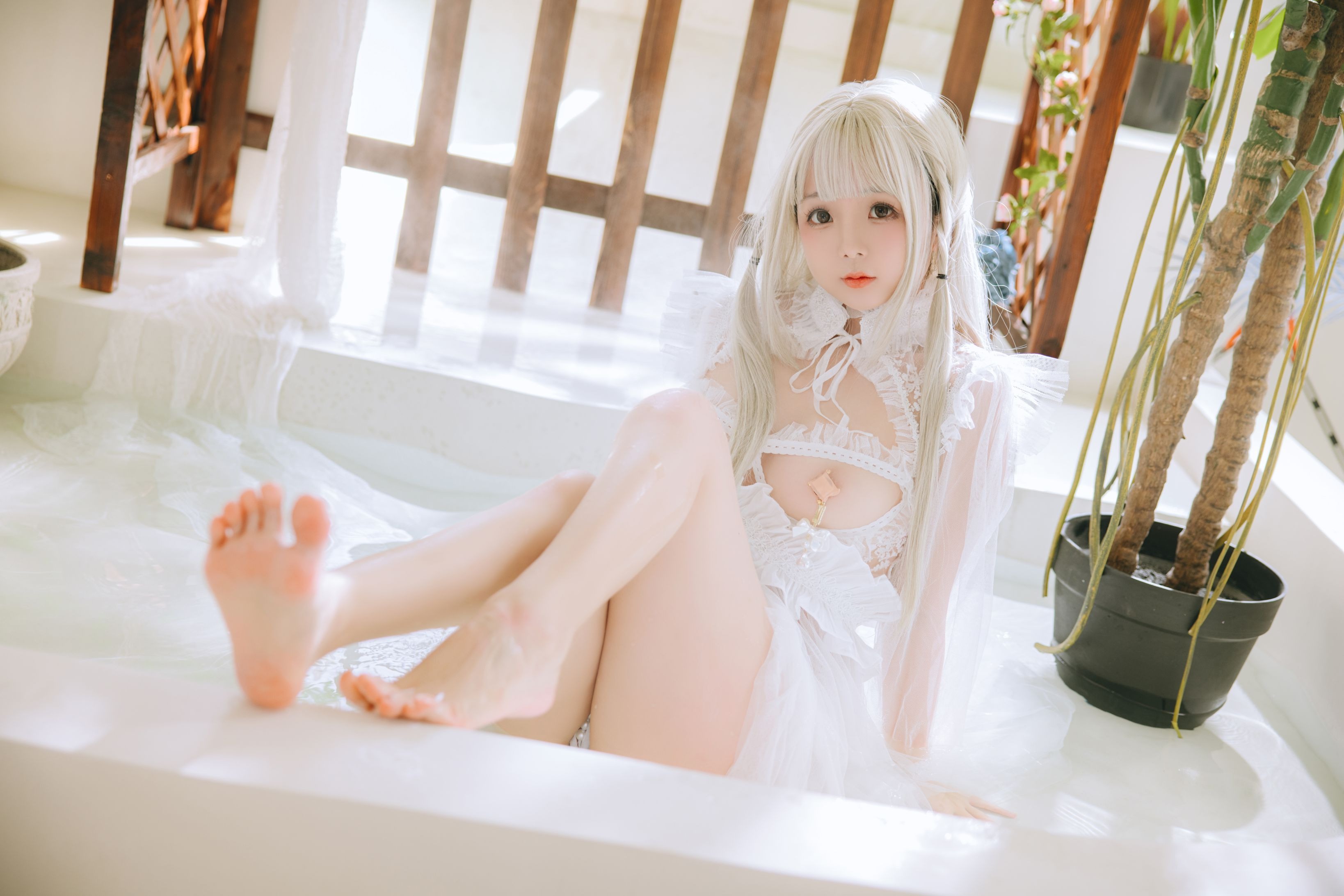 Rinaijiao White Yarn Clothes 136P4V