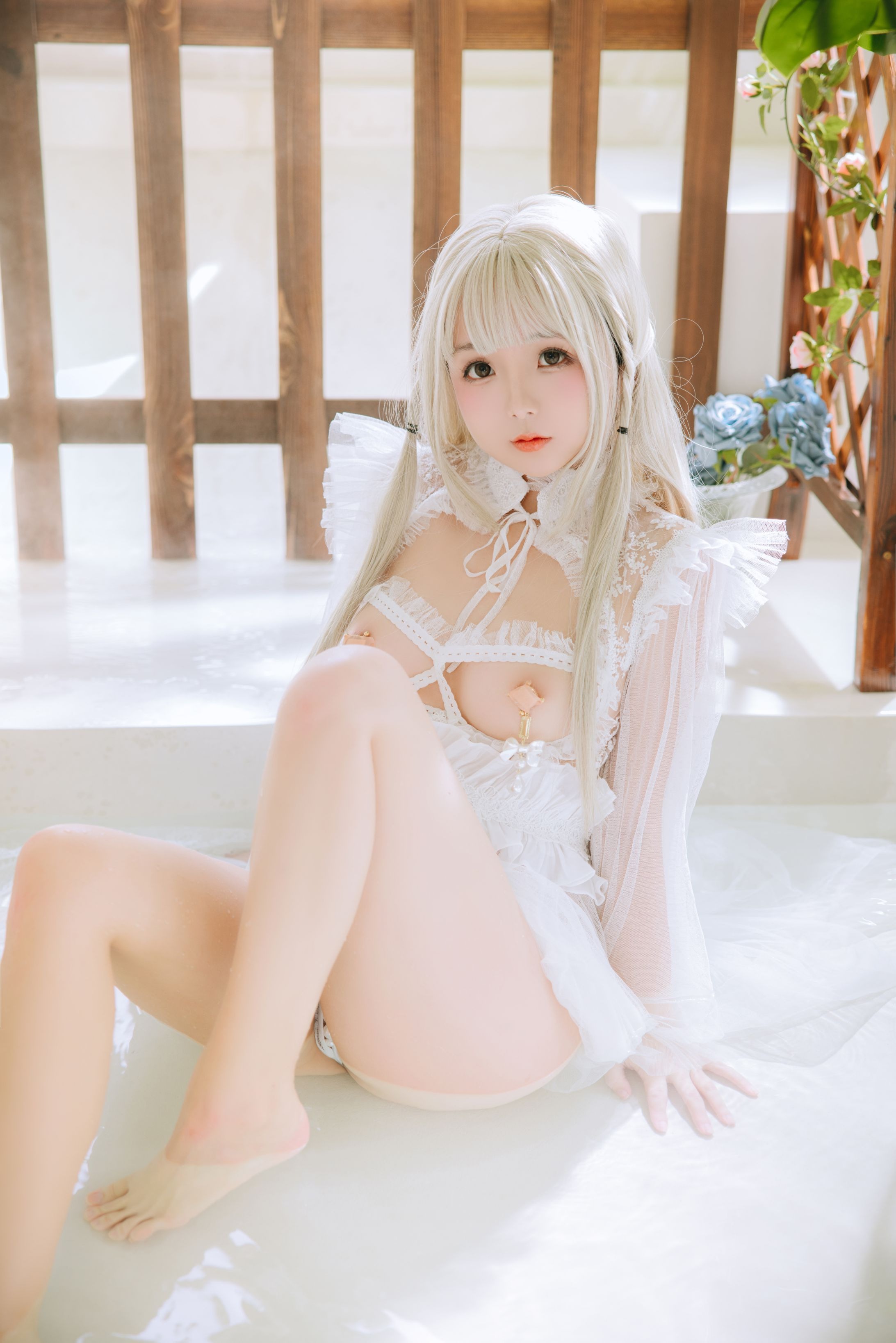Rinaijiao White Yarn Clothes 136P4V