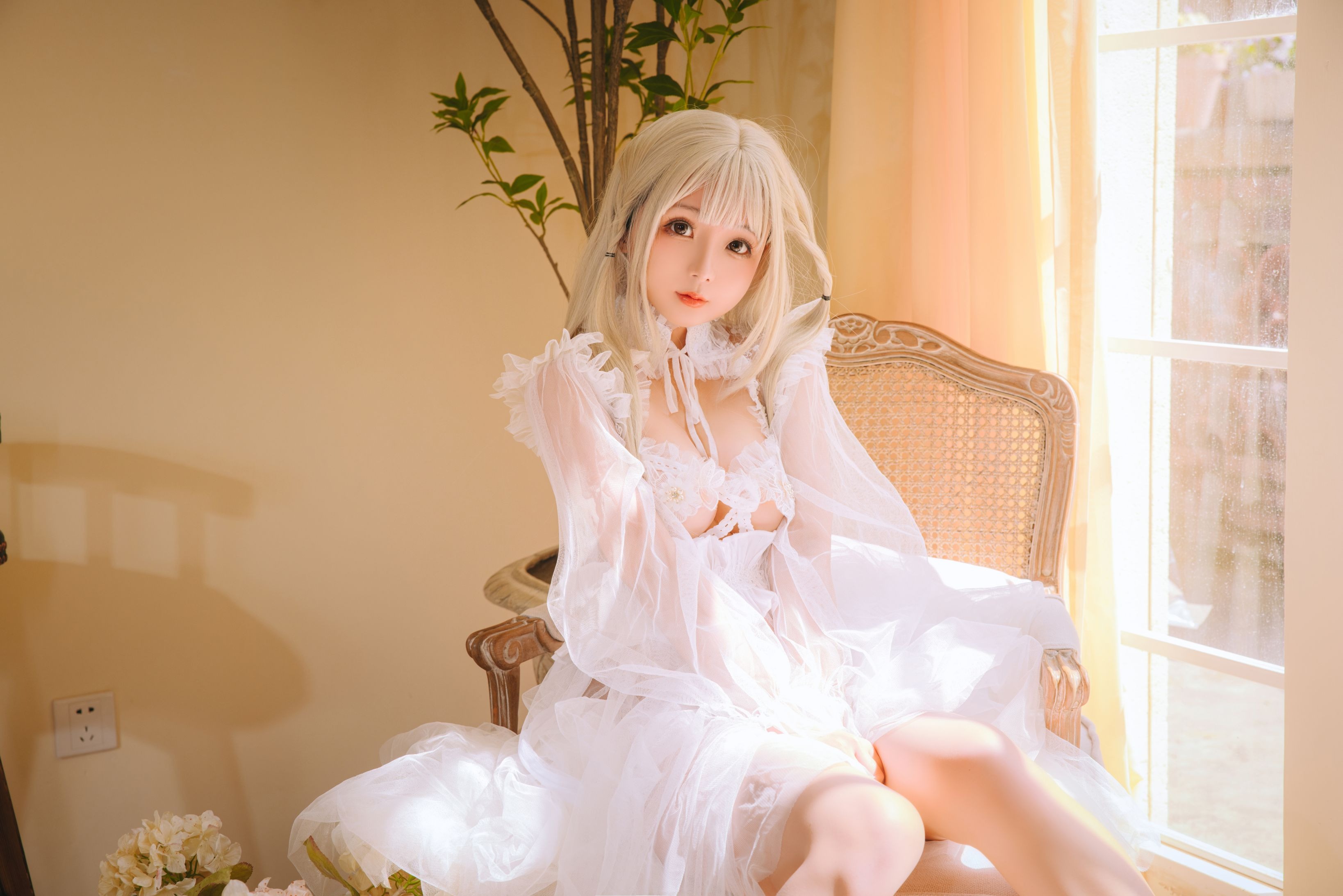 ニナキョウ 白いガーゼ衣 136P4V