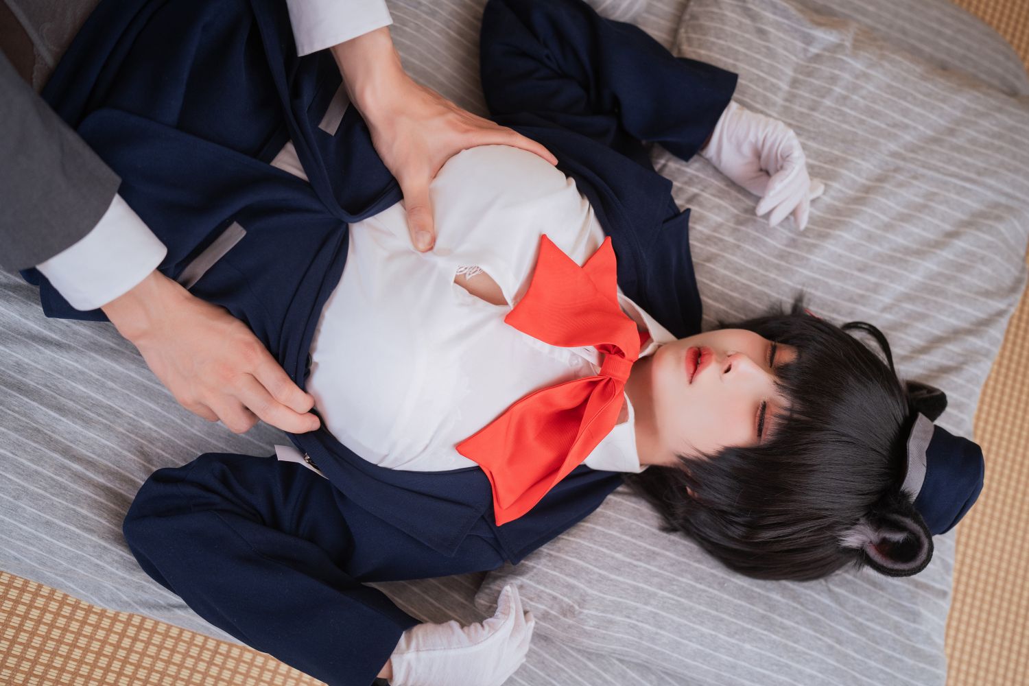里奧科涼涼子 - 蔚藍檔案 椿導遊